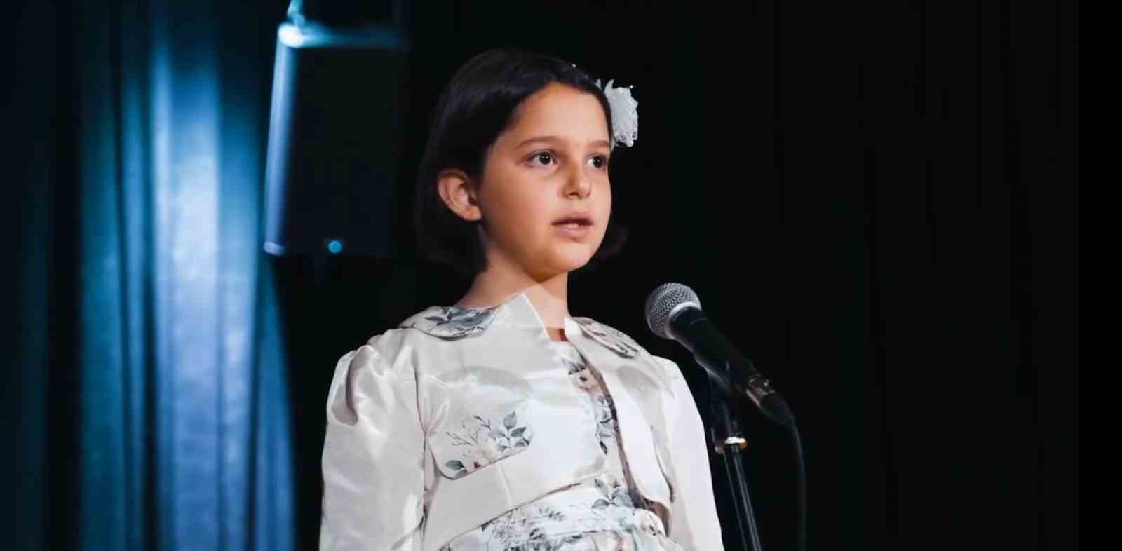 cumhurbaskani-erdogan-in-torunu-fatima-serra-erdogan-dan-yine-bir-gulnihal-yorumu