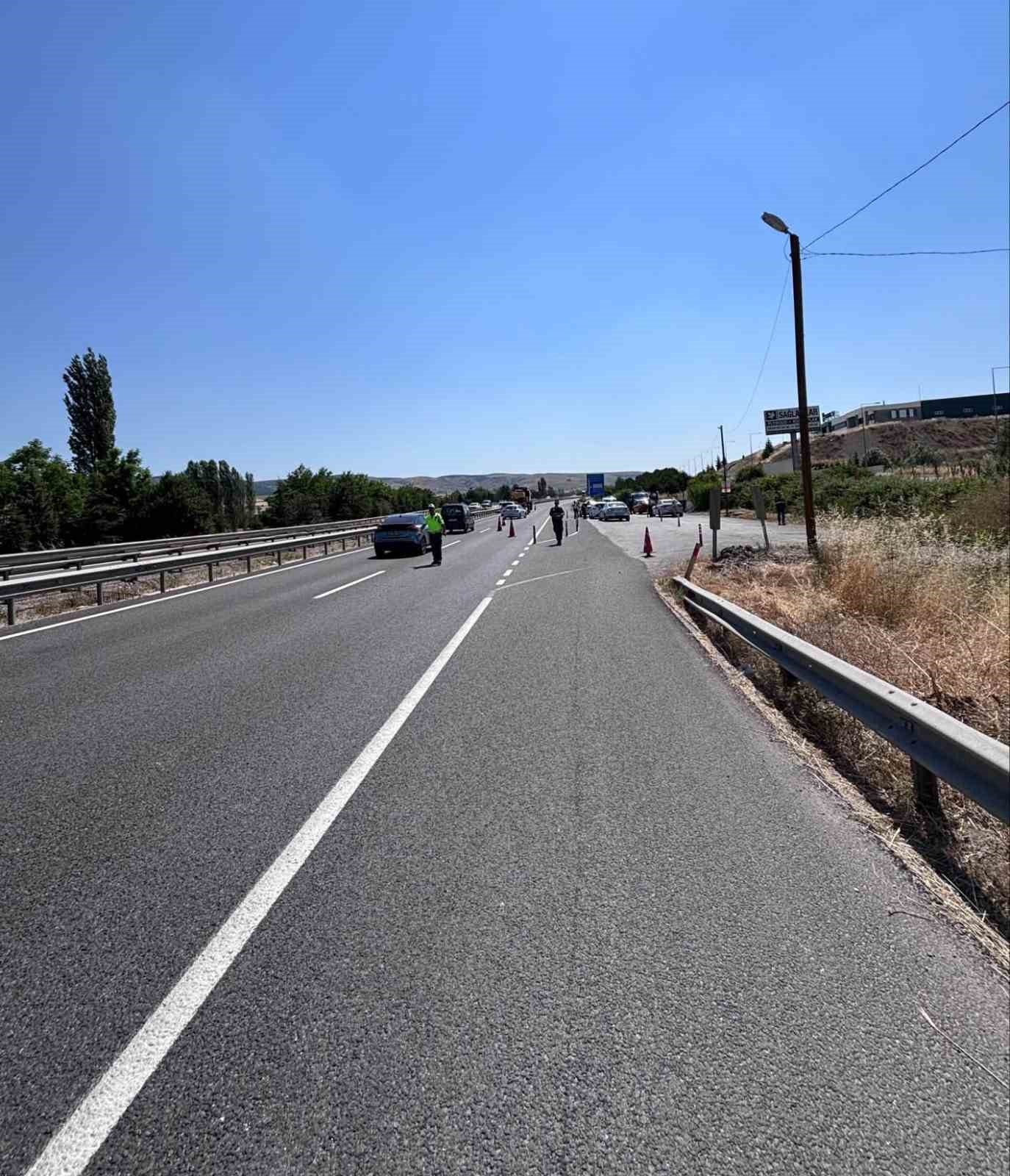 bilecik-te-445-sahis-ile-bin-235-surucu-sorgulandi