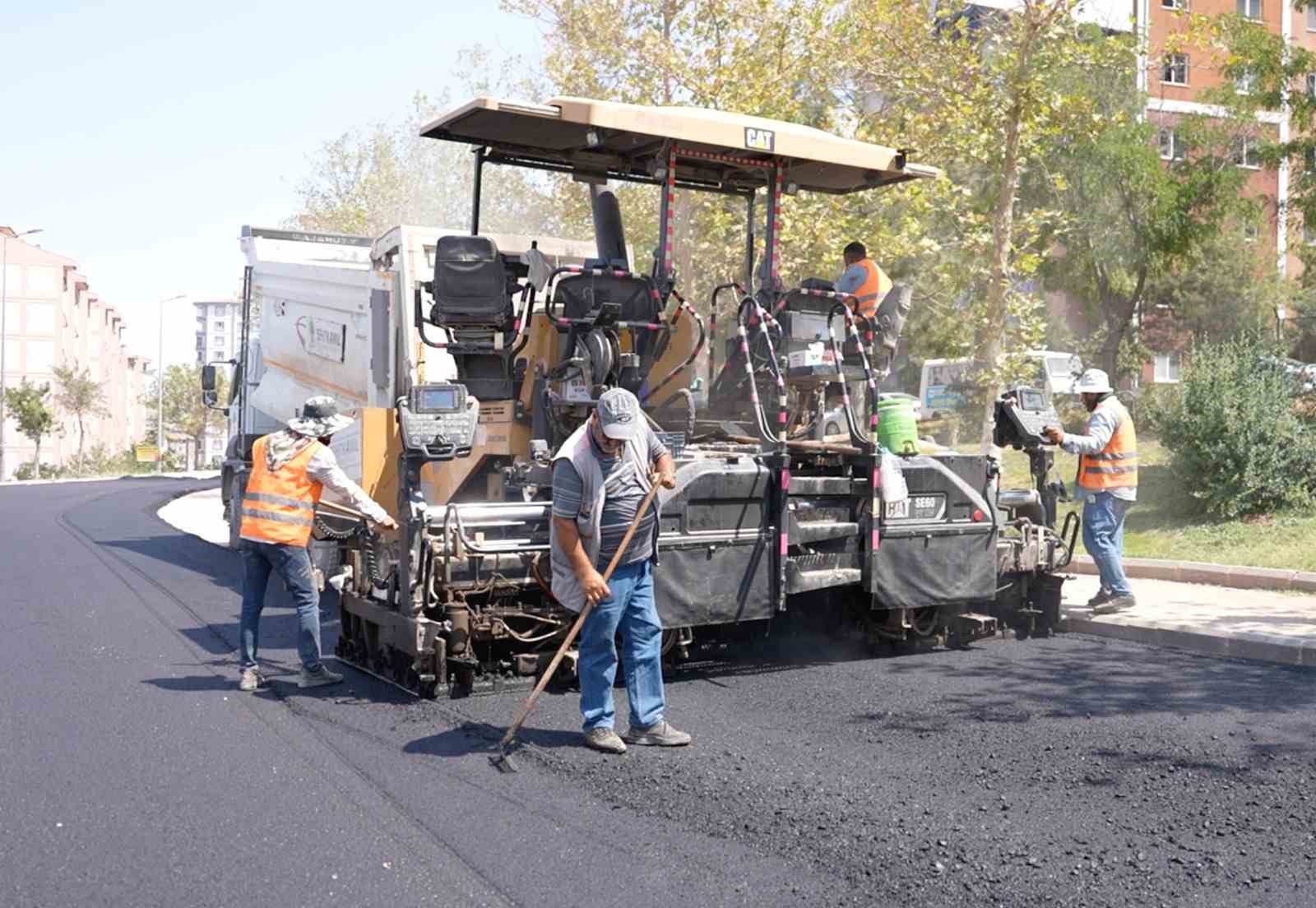 sehitkamil-de-yol-seferberligi-suruyor