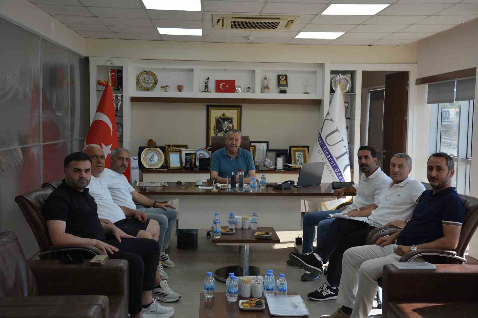 kuto-yonetim-kurulu-baskani-akdogan-kusadasi-turizminin-kazanci-tum-kente-yayilmali