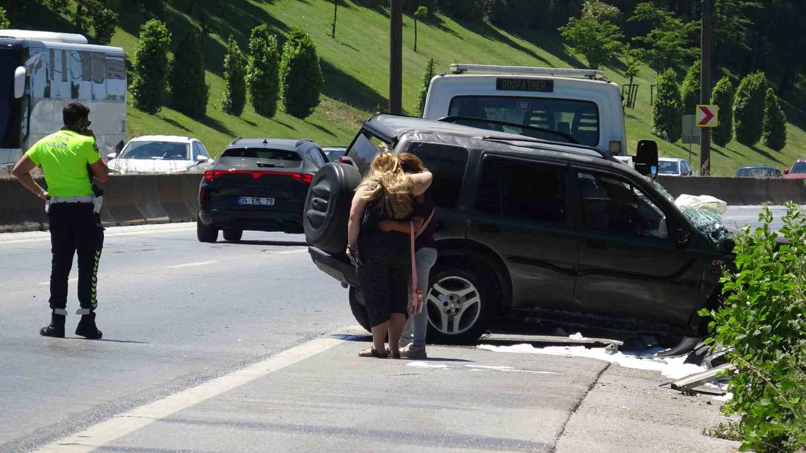 samandira-kartal-baglanti-yolu-nda-trafik-kazasi-cip-yan-yatti