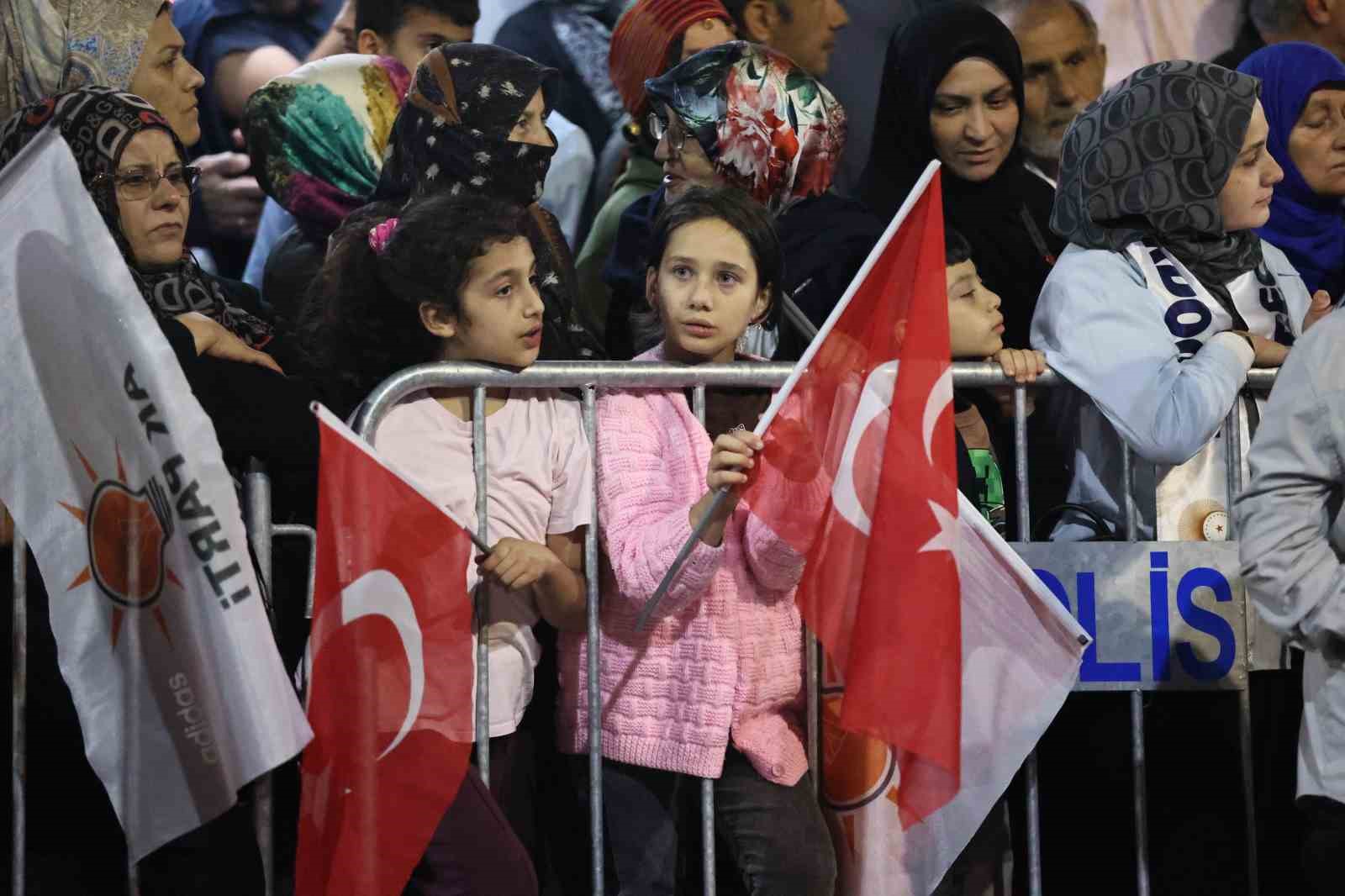 cumhurbaskani-erdogan-memleketi-rize-de