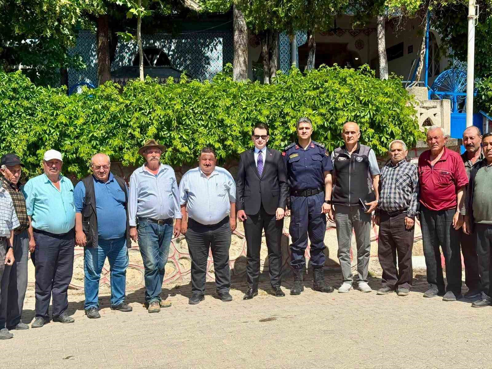 hisarcik-kaymakami-atam-vatandaslarin-talep-ve-ihtiyaclarini-yerinde-dinledi