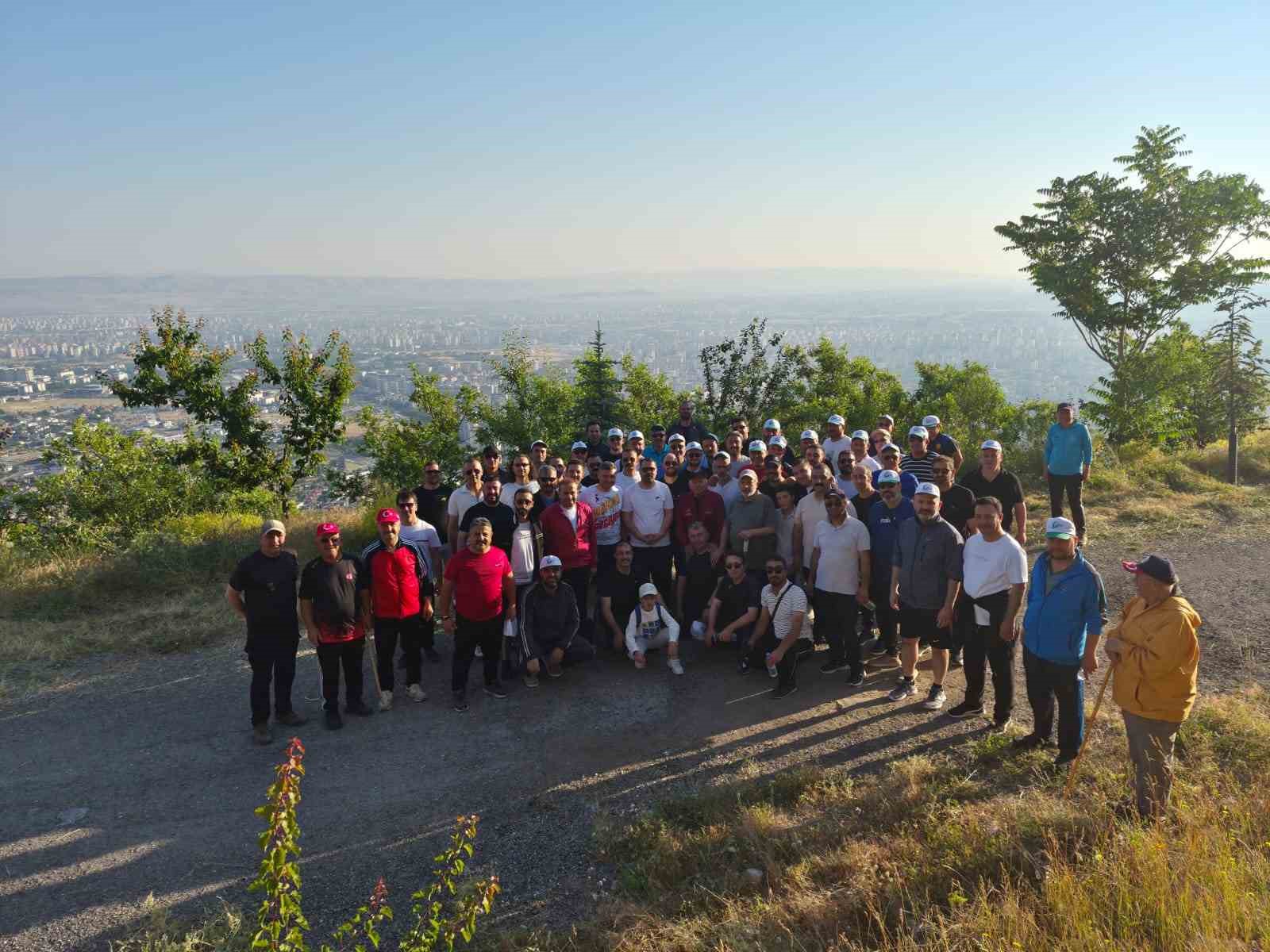 baskan-buyukkilic-otobus-isletme-mudurlugu-personeliyle-yuruyus-yapti