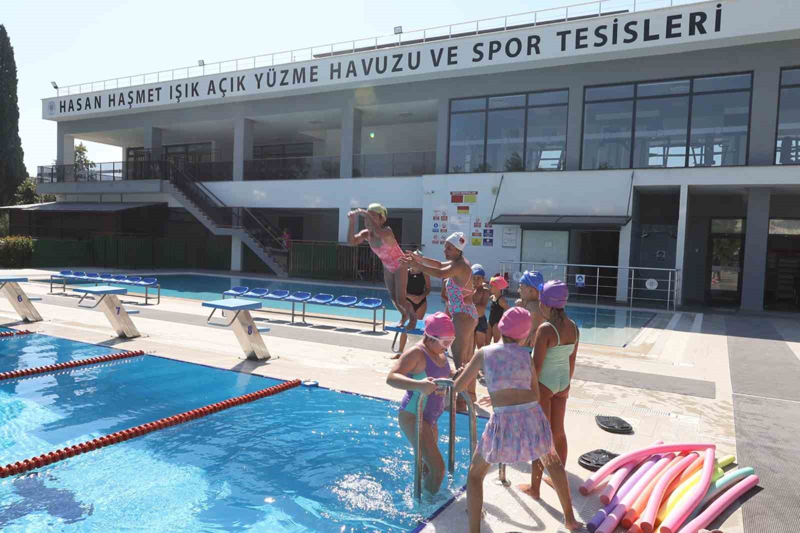 mugla-da-cocuklar-yazi-havuzda-karsilayacak