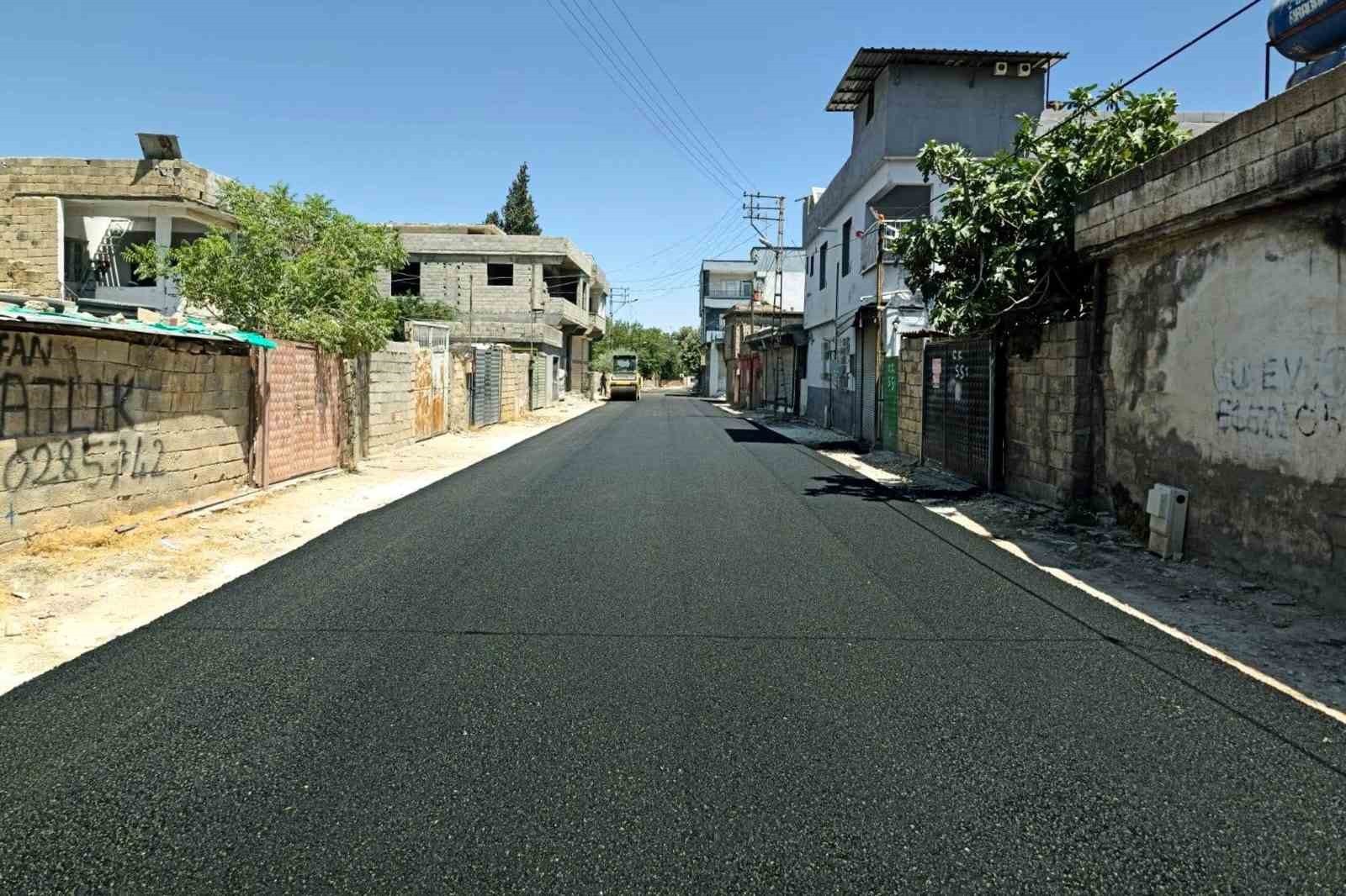 araban-da-3-mahallede-yol-yenileme-calismalari-tamamladi