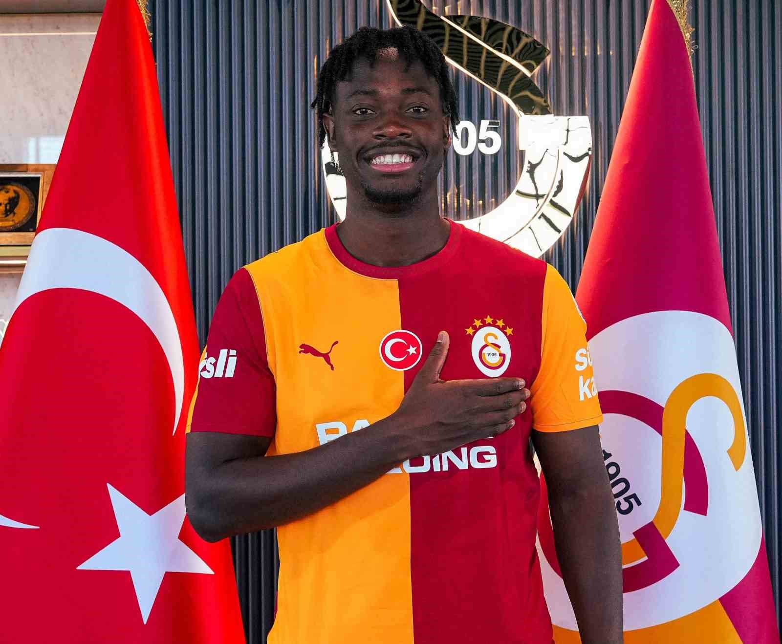 el-chadaille-bitshiabu-galatasaray-in-12-fransiz-futbolcusu-oldu