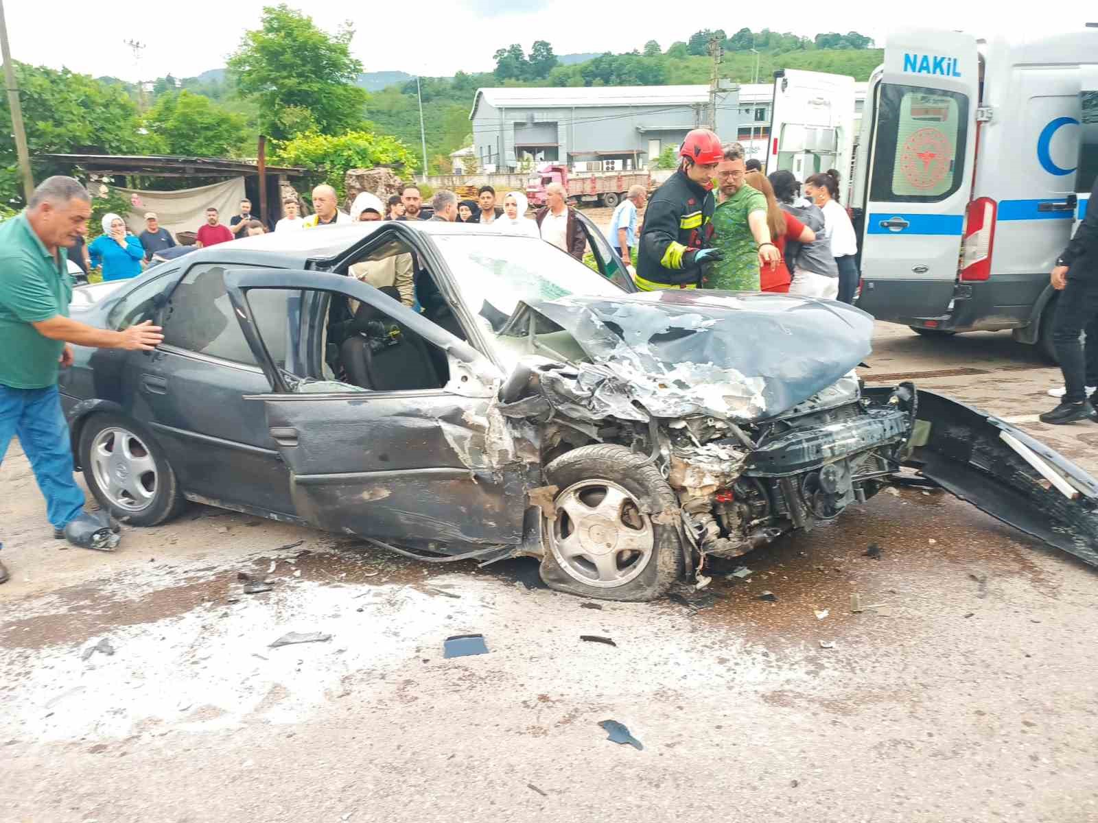 ordu-da-trafik-kazasi-5-yarali