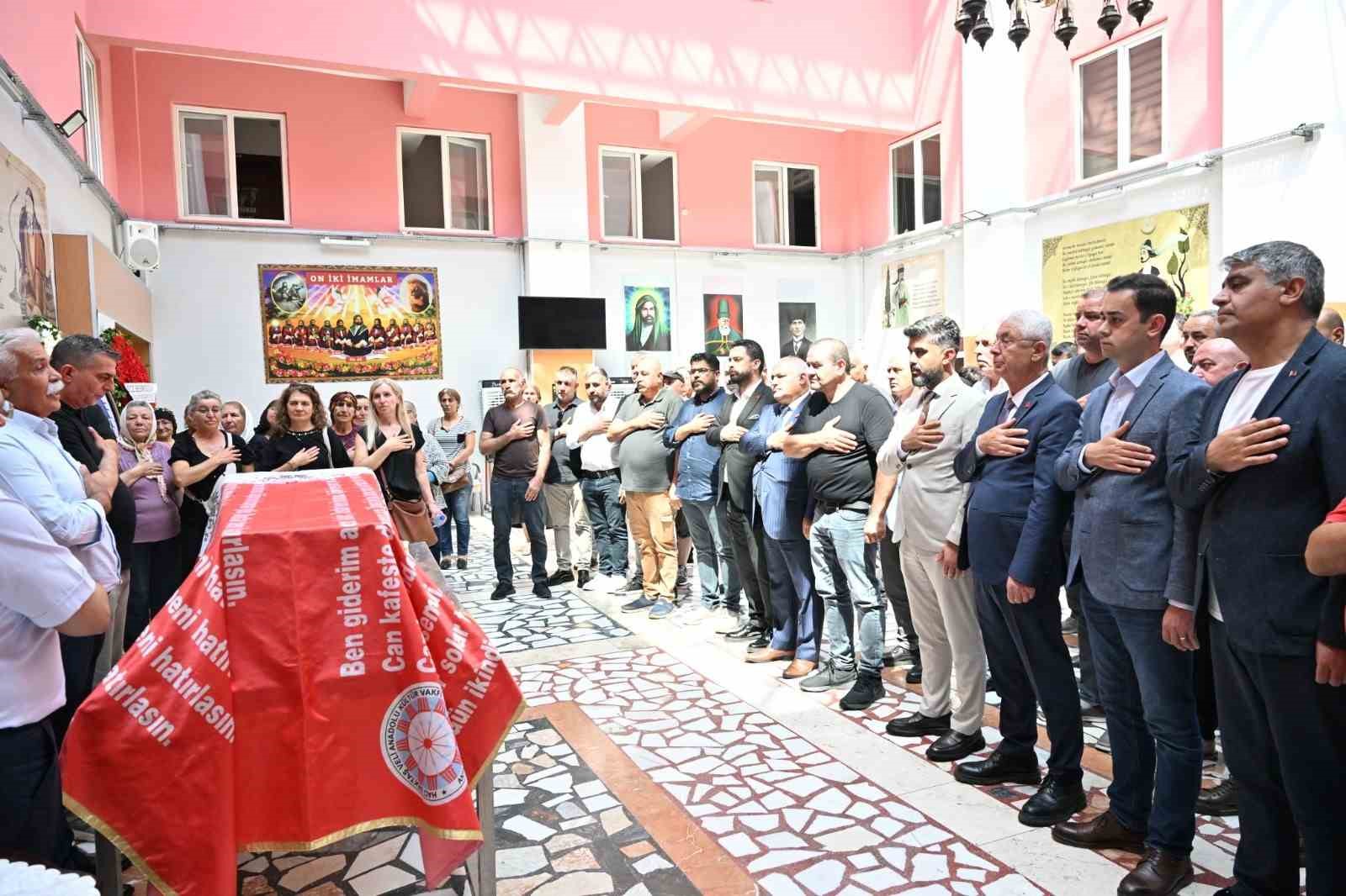 baskan-simsek-in-anne-acisi