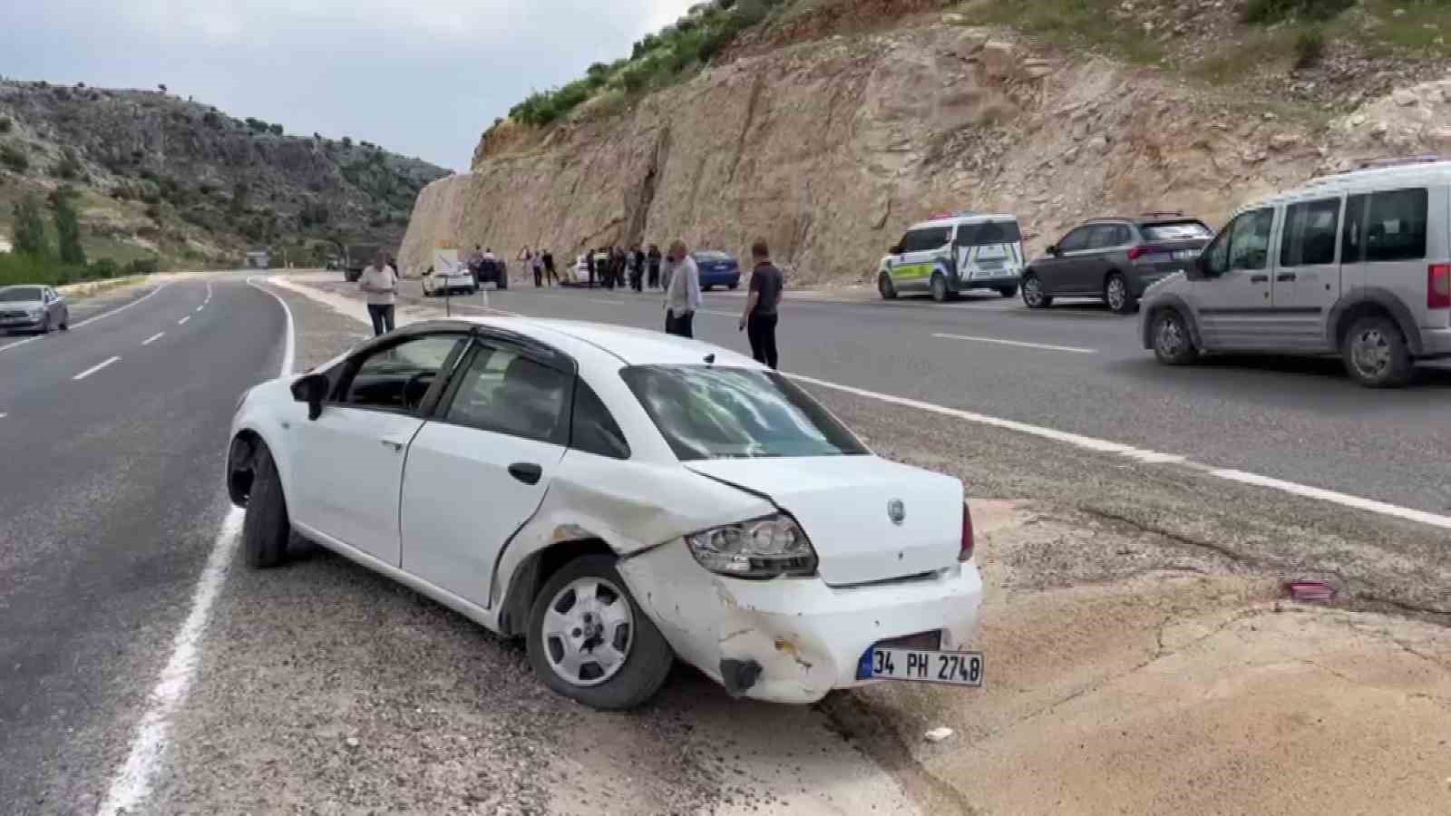 besni-de-otomobiller-carpisti-2-yarali