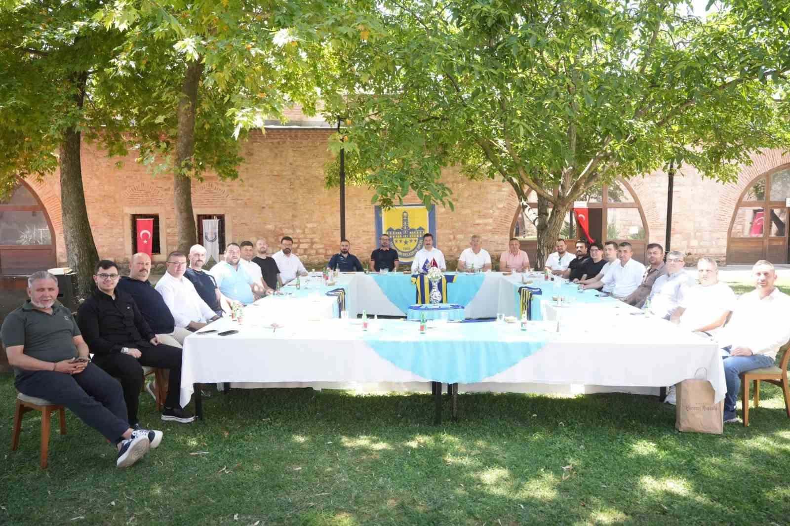 yenisehir-belediyespor-da-yeni-donem-guclu-yonetim-buyuk-hedefler