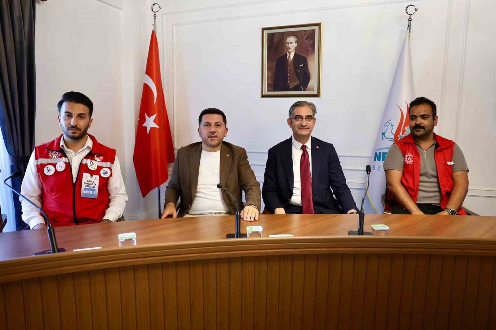 damla-gonulluluk-hareketi-heyetinden-baskan-ari-ya-ziyaret