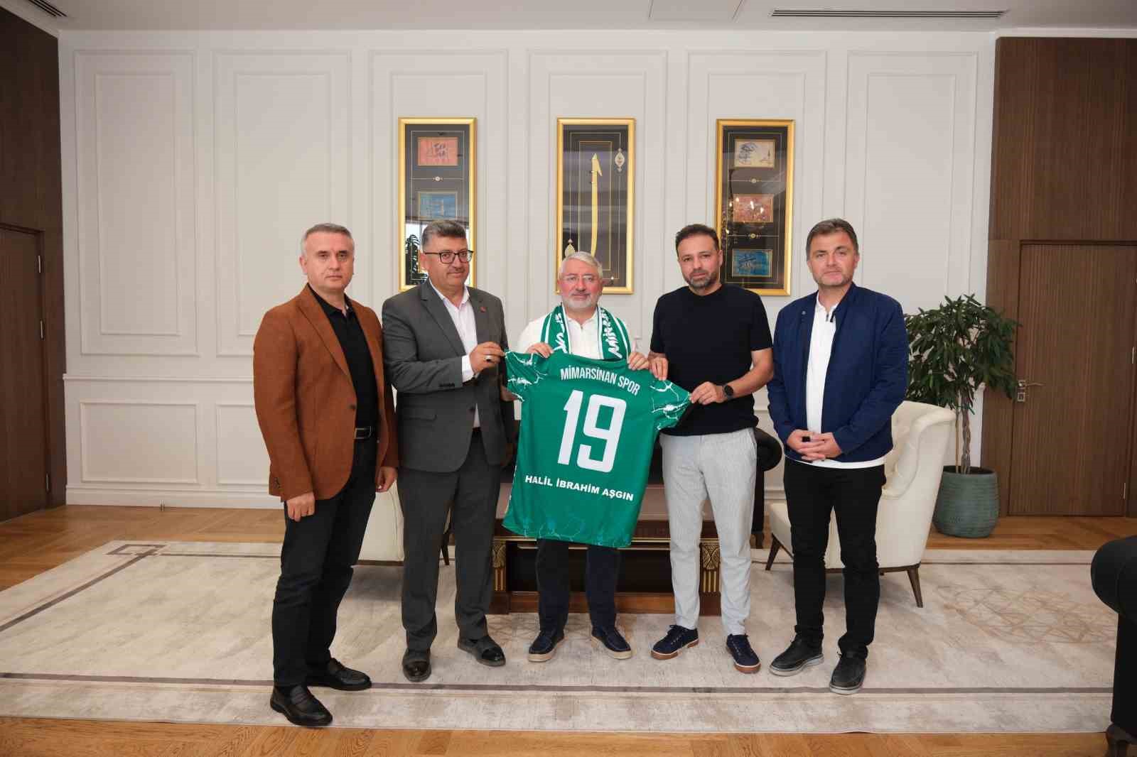corum-belediyesi-nden-mimar-sinan-spor-kulubu-ne-1-milyon-tl-lik-destek