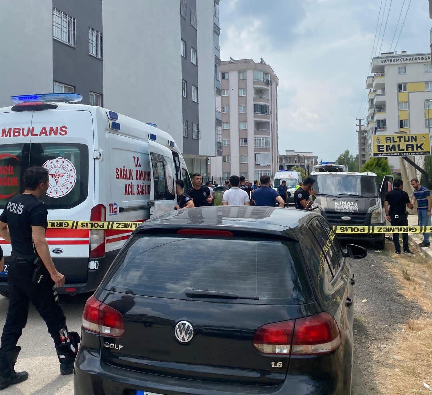 osmaniye-de-is-yerinde-cikan-silahli-kavgada-1-kisi-oldu-3-kisi-yaralandi