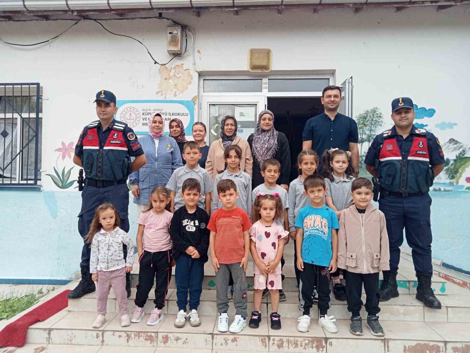 bilecik-te-okul-cevreleri-ve-servisler-denetlendi