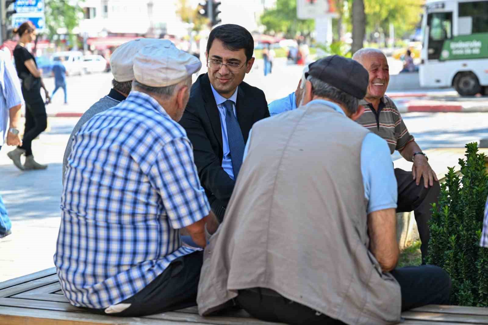 vali-kartal-vatandaslarla-bir-araya-geldi