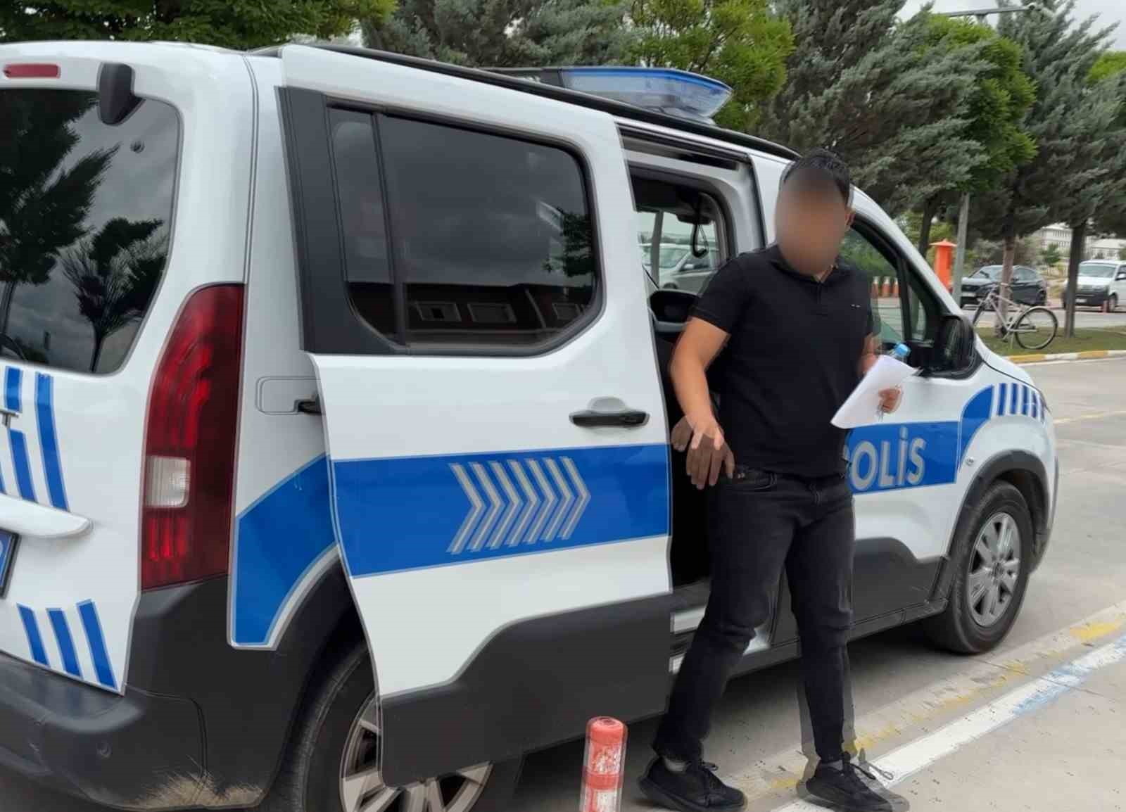 polis-seferber-oldu-ama-2-dakikayla-sinavi-kacirdi