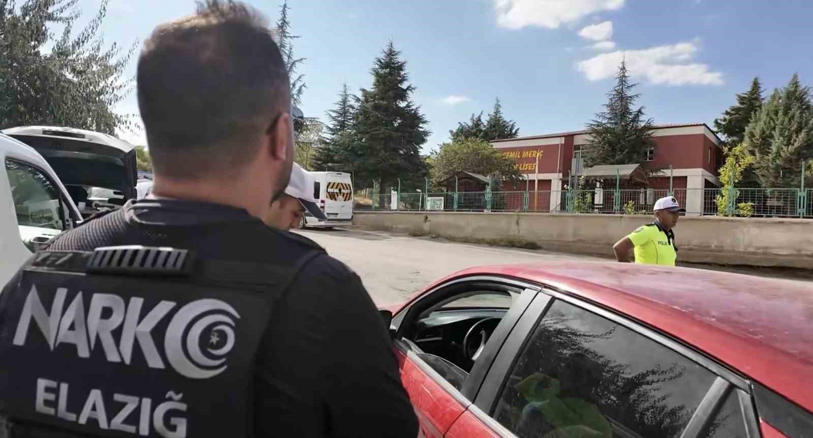elazig-da-ehliyetsiz-surucuye-81-bin-tl-ceza