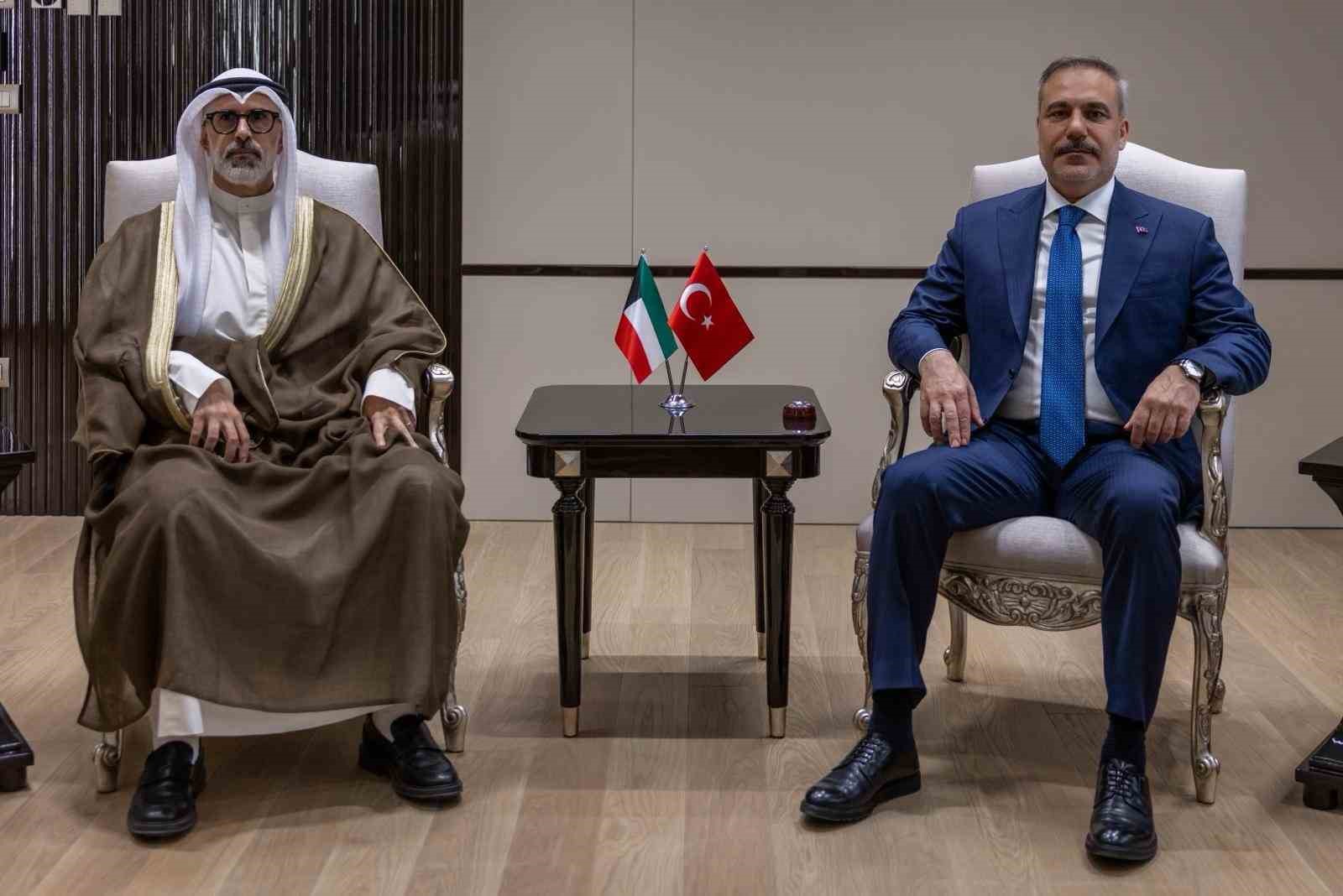bakan-fidan-kuveytli-mevkidasi-ile-bir-araya-geldi