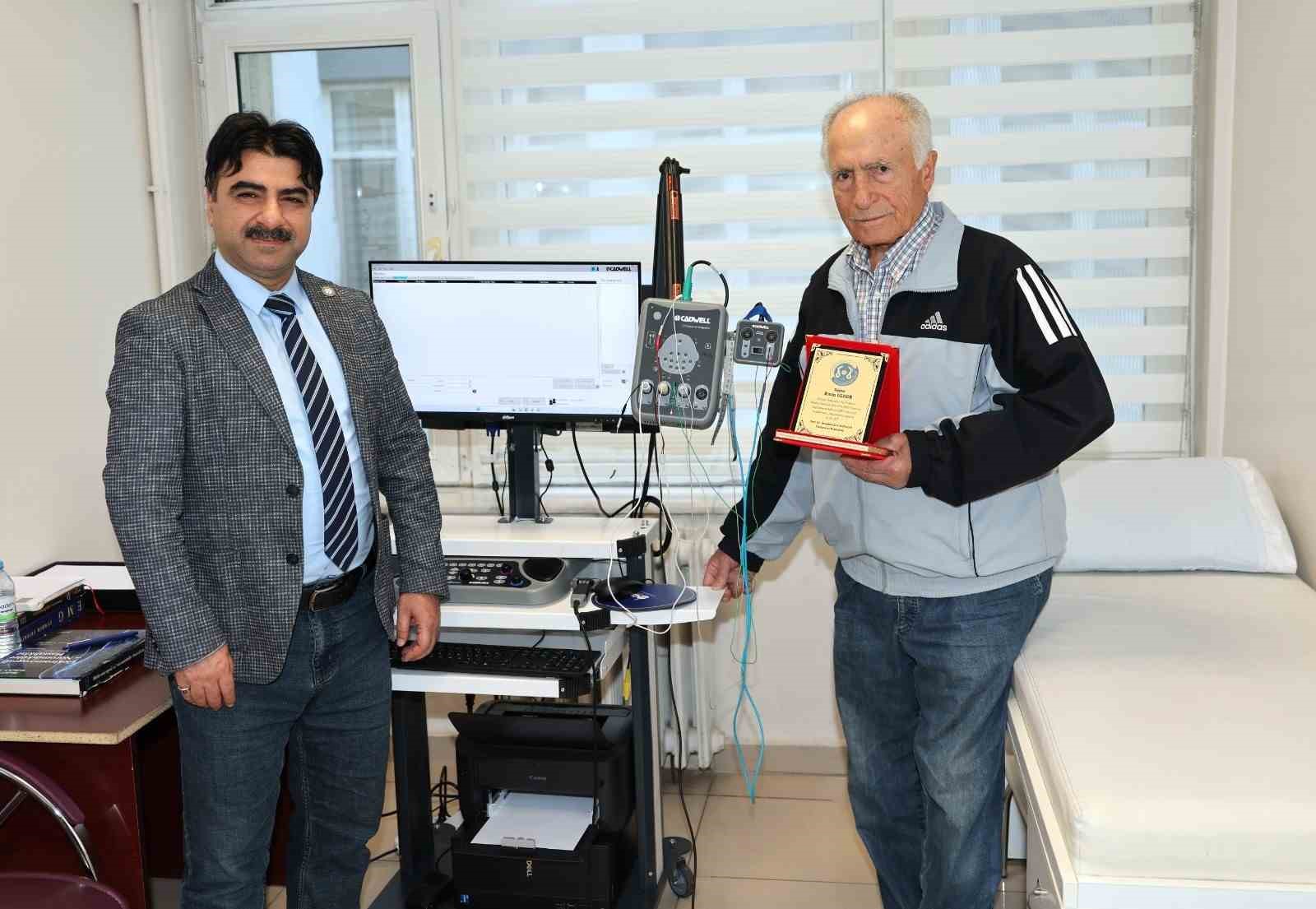 eru-hastanelerine-hayirsever-tarafindan-emg-cihazi-bagislandi