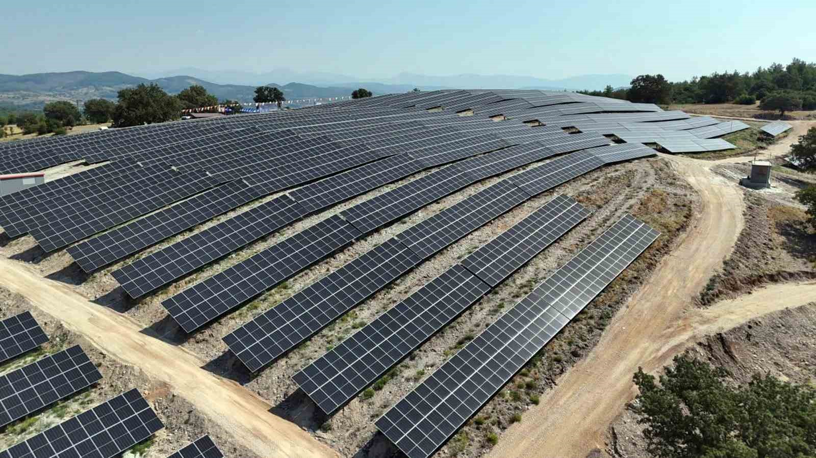 mugla-buyuksehir-enerjideki-yonunu-gunese-cevirdi