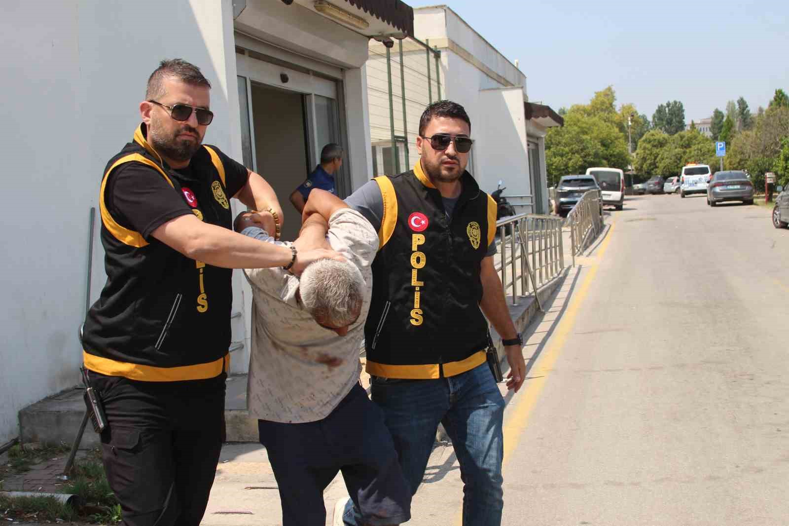 eski-esini-8-yerinden-bicaklayan-suphelinin-ifadesi-pes-dedirtti