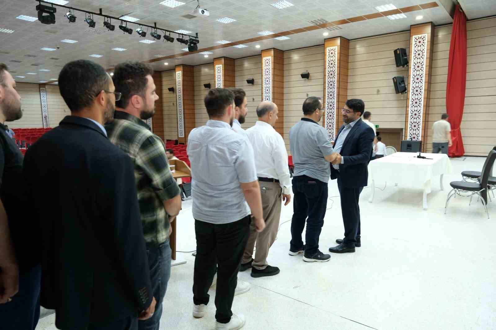 erzincan-il-muftusu-fakirullahoglu-personelle-vedalasti
