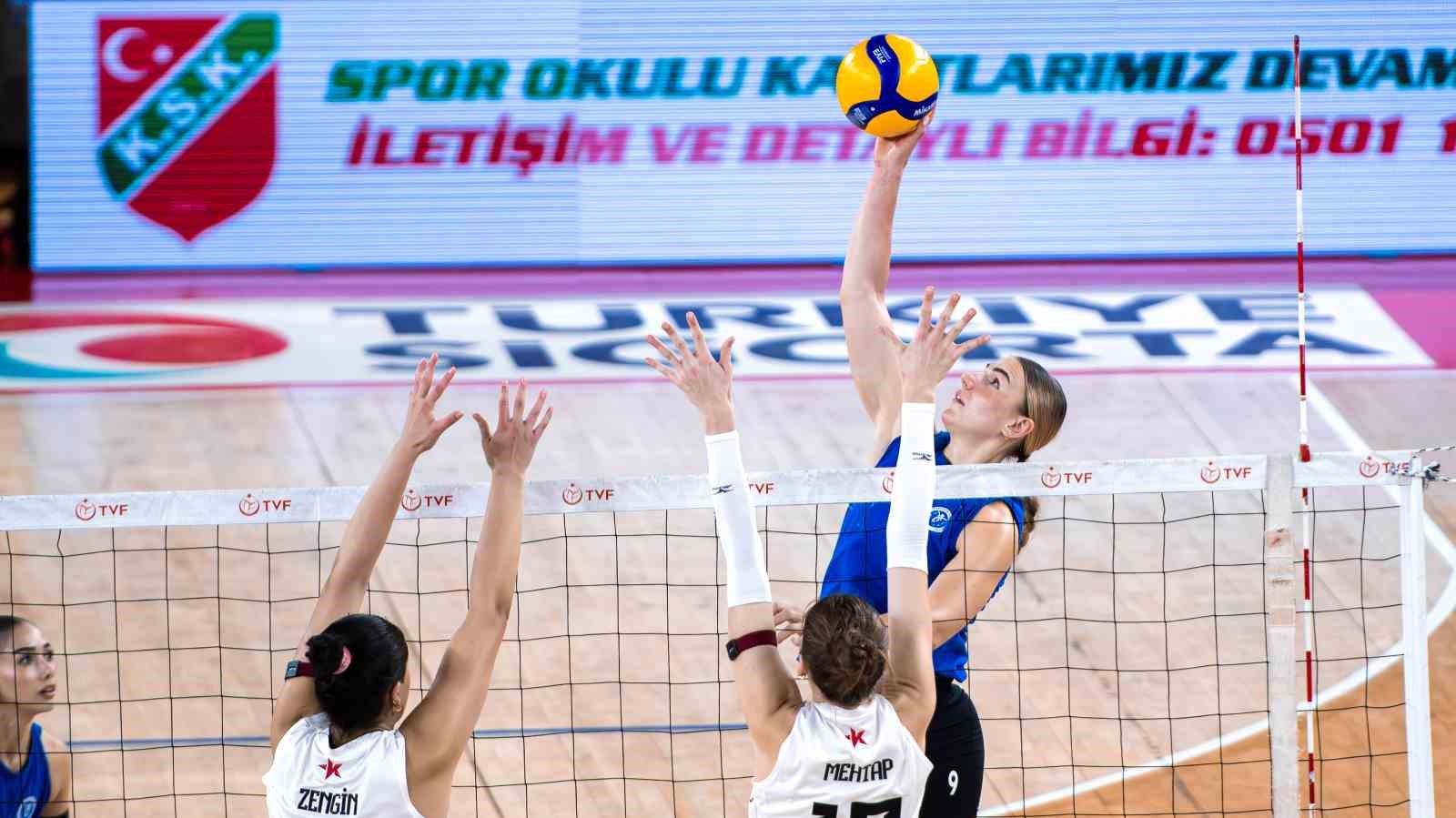 aydin-bbsk-hazirlik-turnuvasindaki-ikinci-macinda-maglup-oldu