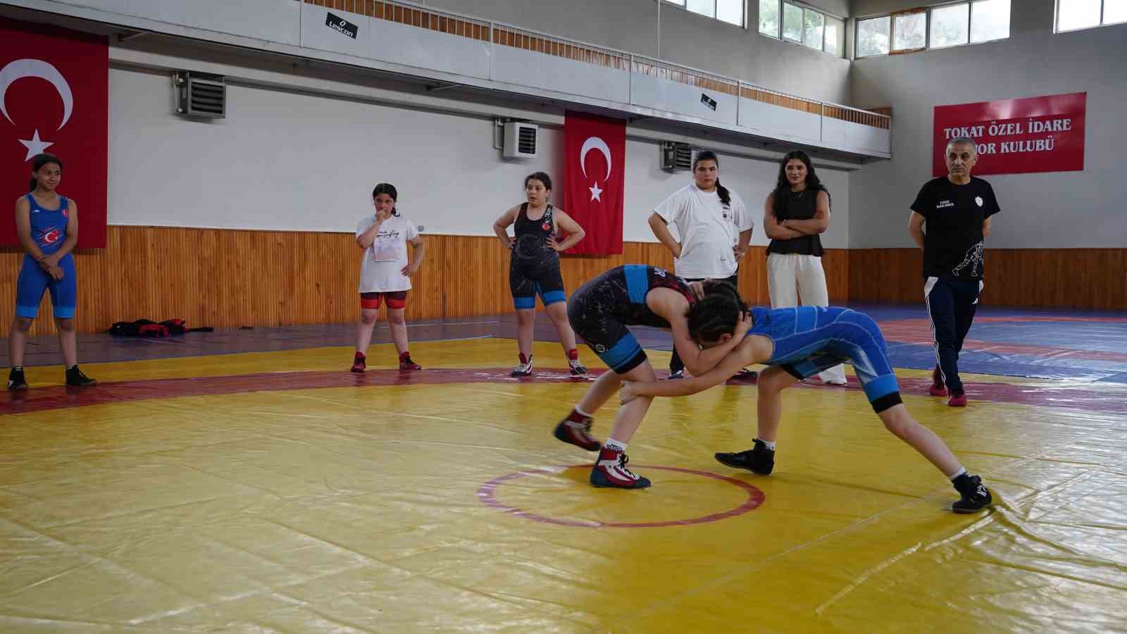kiz-cocuklarinin-gures-hayali-nesrin-bas-la-buyuyor