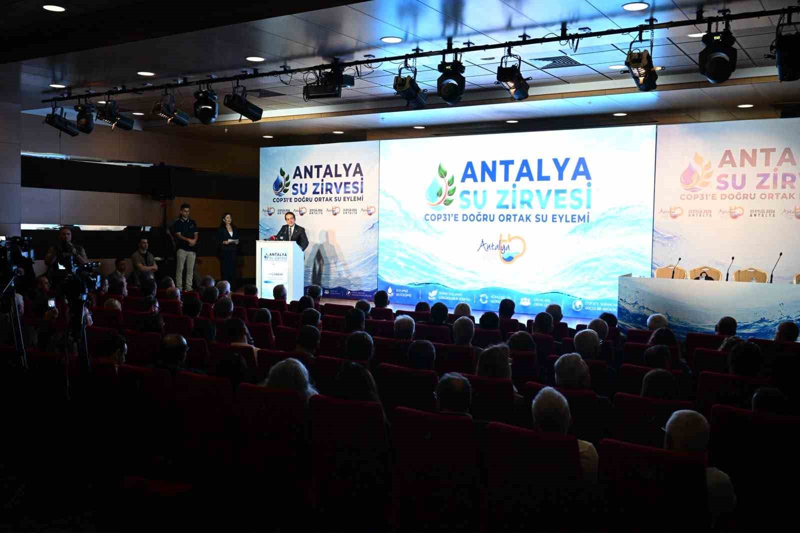 antalya-nin-suyu-zirvede-konusuldu