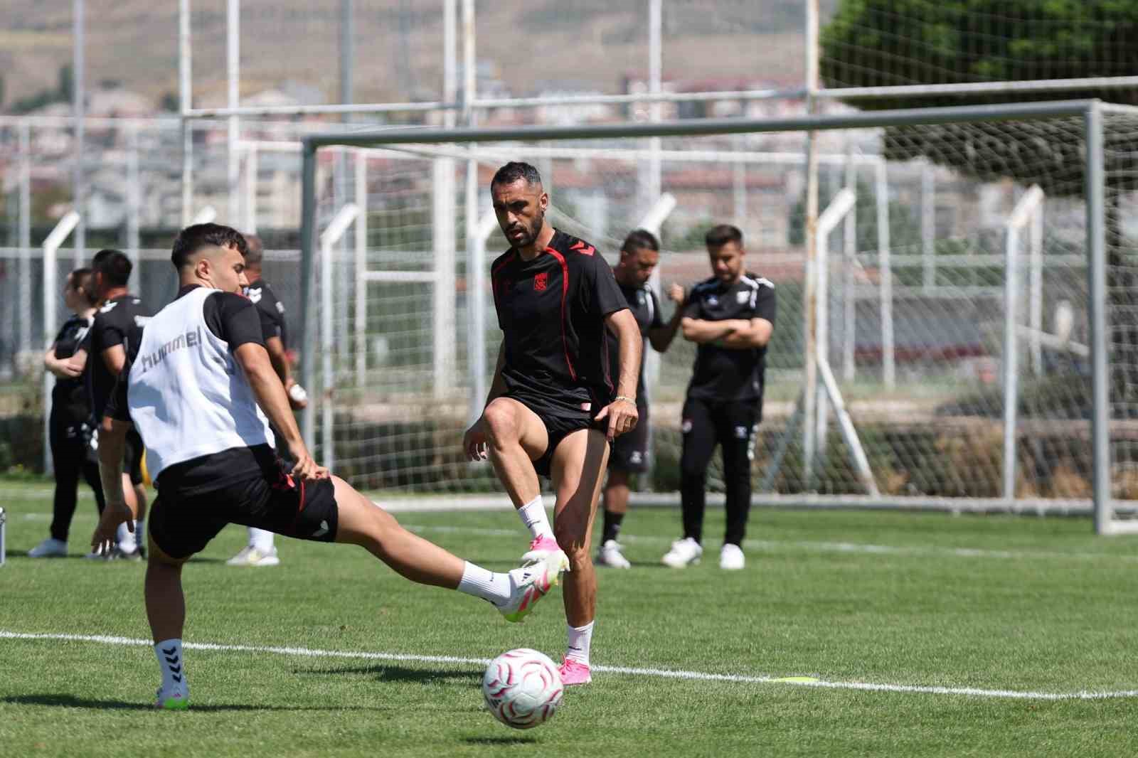 sivasspor-yeni-sezona-hazirlaniyor