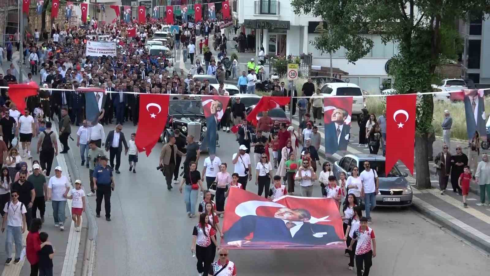 amasya-da-f-16-lardan-nefes-kesen-gosteri