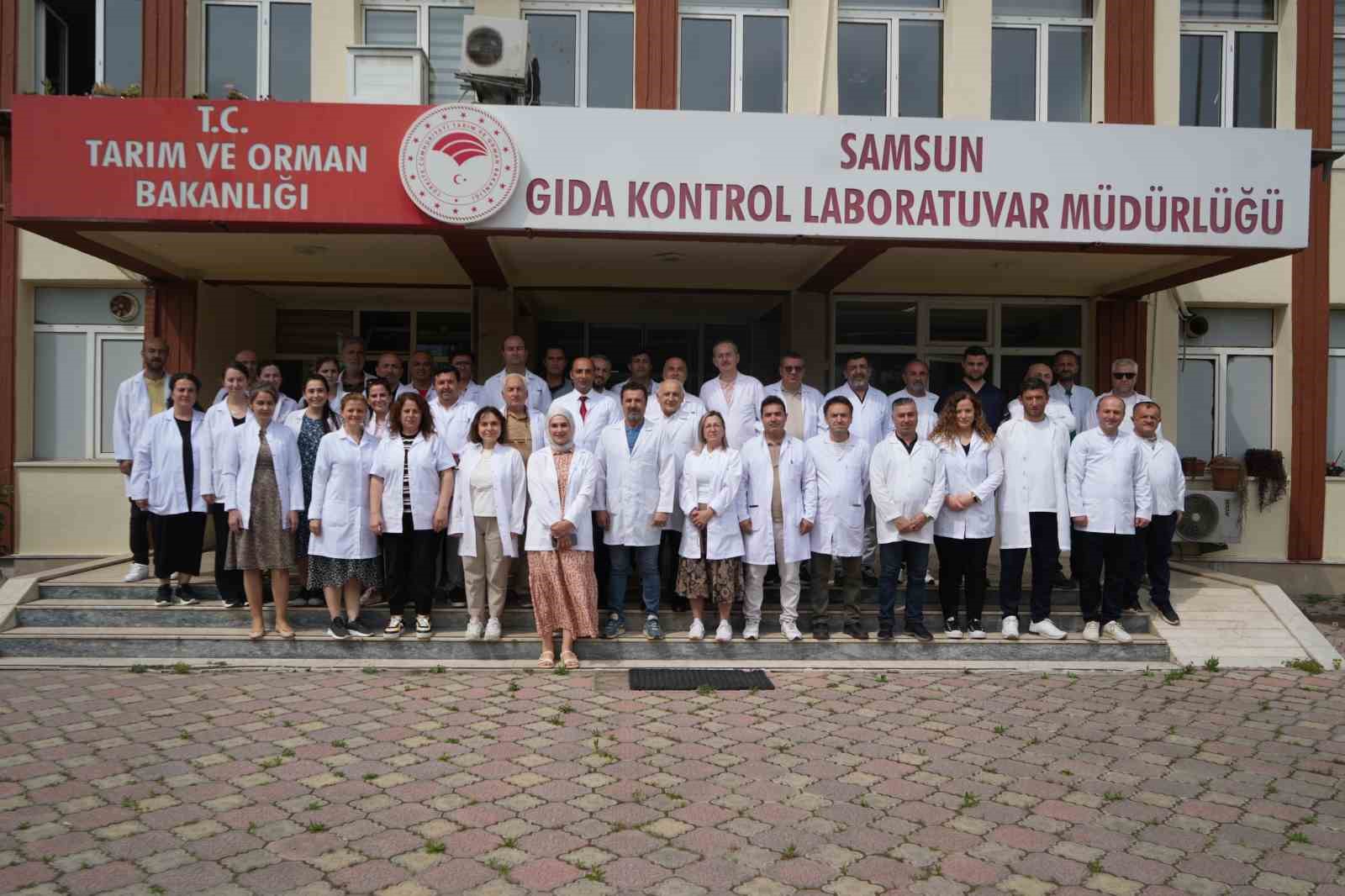 gidalar-sofraya-gelmeden-mercek-altinda-552-bin-parametre-kontrol-ediliyor