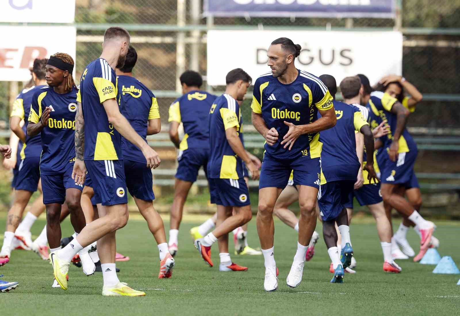 fenerbahce-strum-graz-maci-hazirliklarini-surdurdu