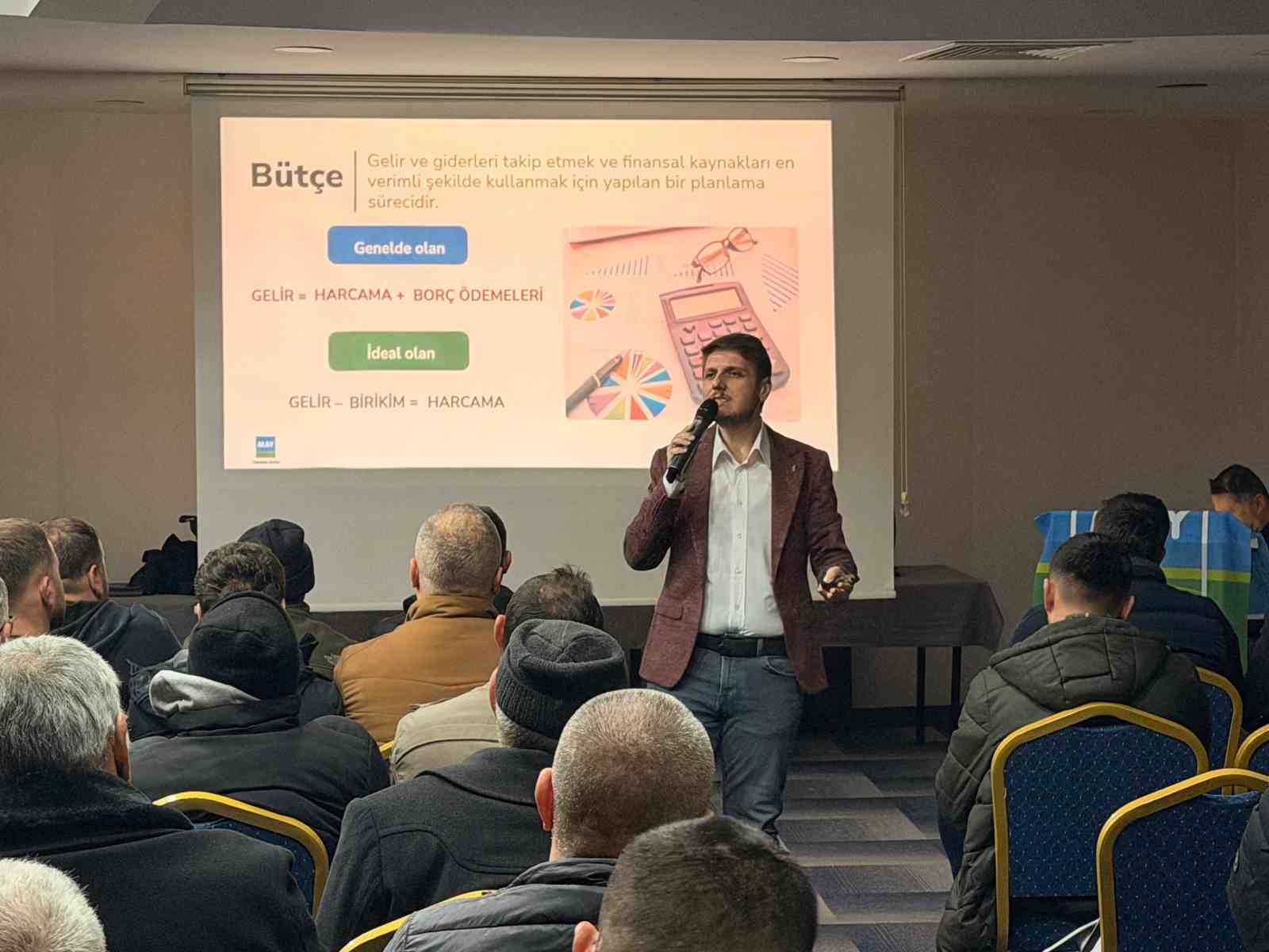 finansal-okuryazarlik-egitimleri-turkiye-genelinde-yayginlasiyor
