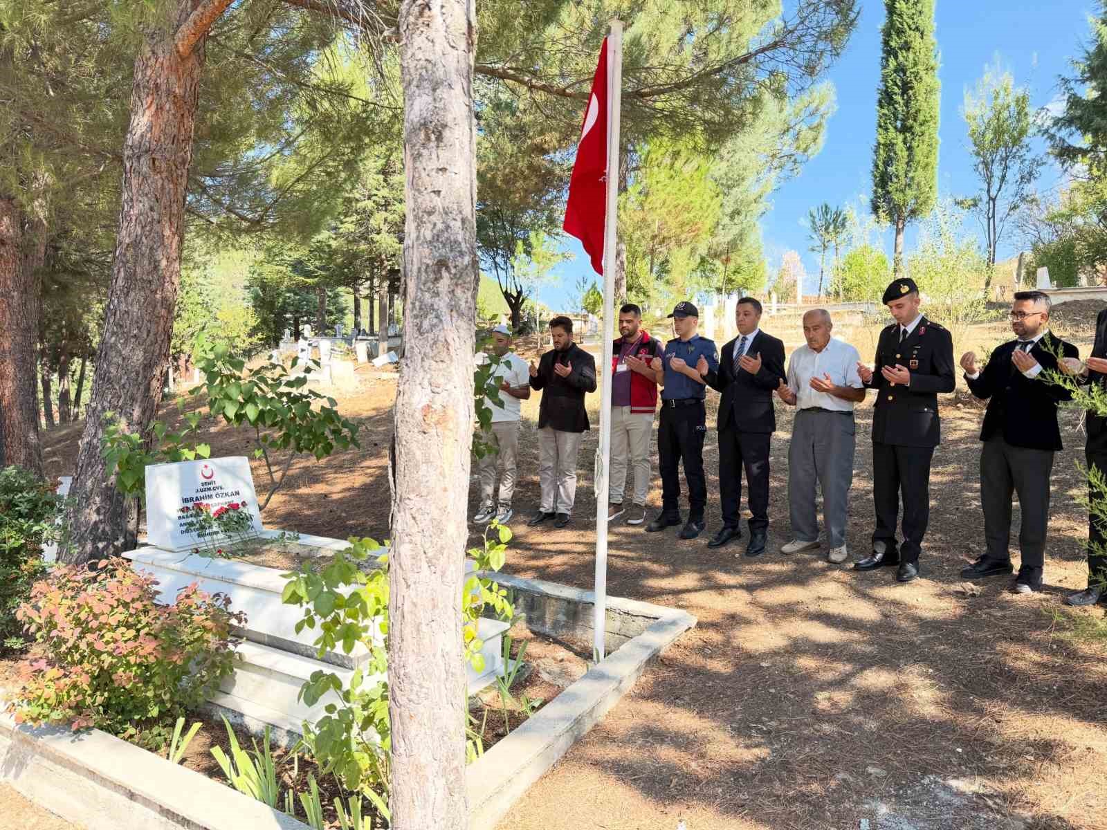 saphane-de-sehit-ibrahim-ozkan-sehadet-yil-donumunde-anildi