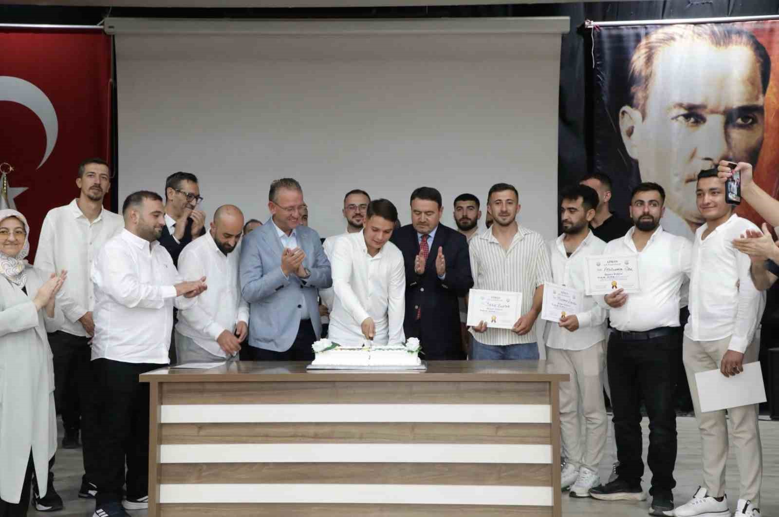 tavsanli-da-13-genc-bagimliliktan-kurtarilarak-yeniden-hayata-kazandirildi