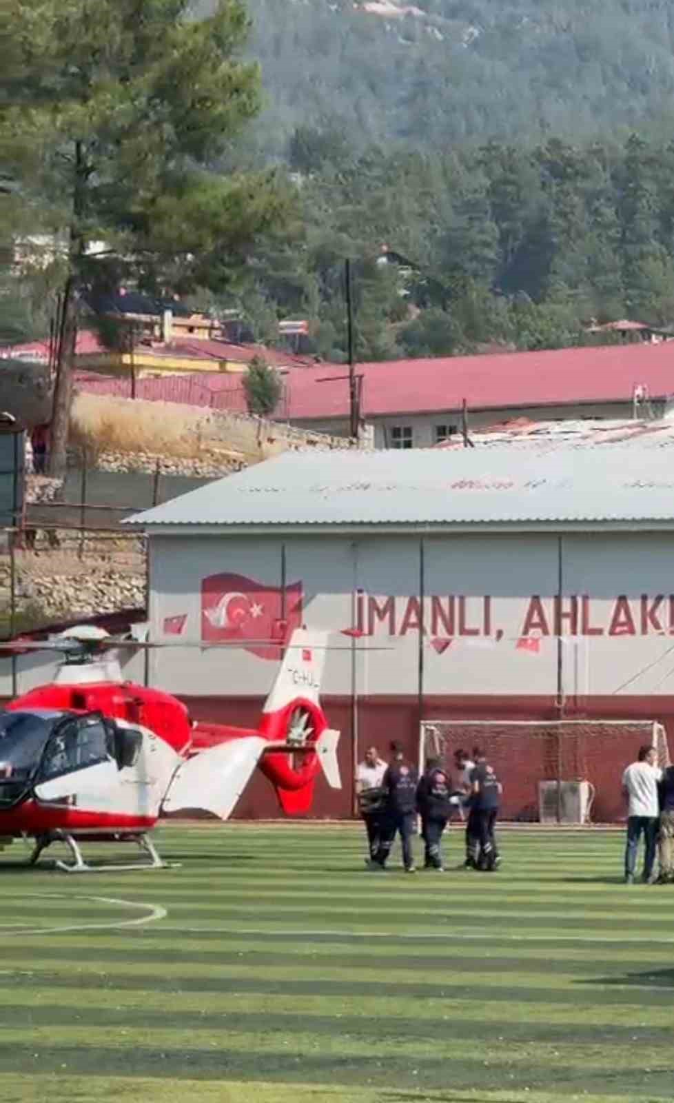 kalp-krizi-geciren-vatandas-helikopter-ambulansla-hastaneye-kaldirildi