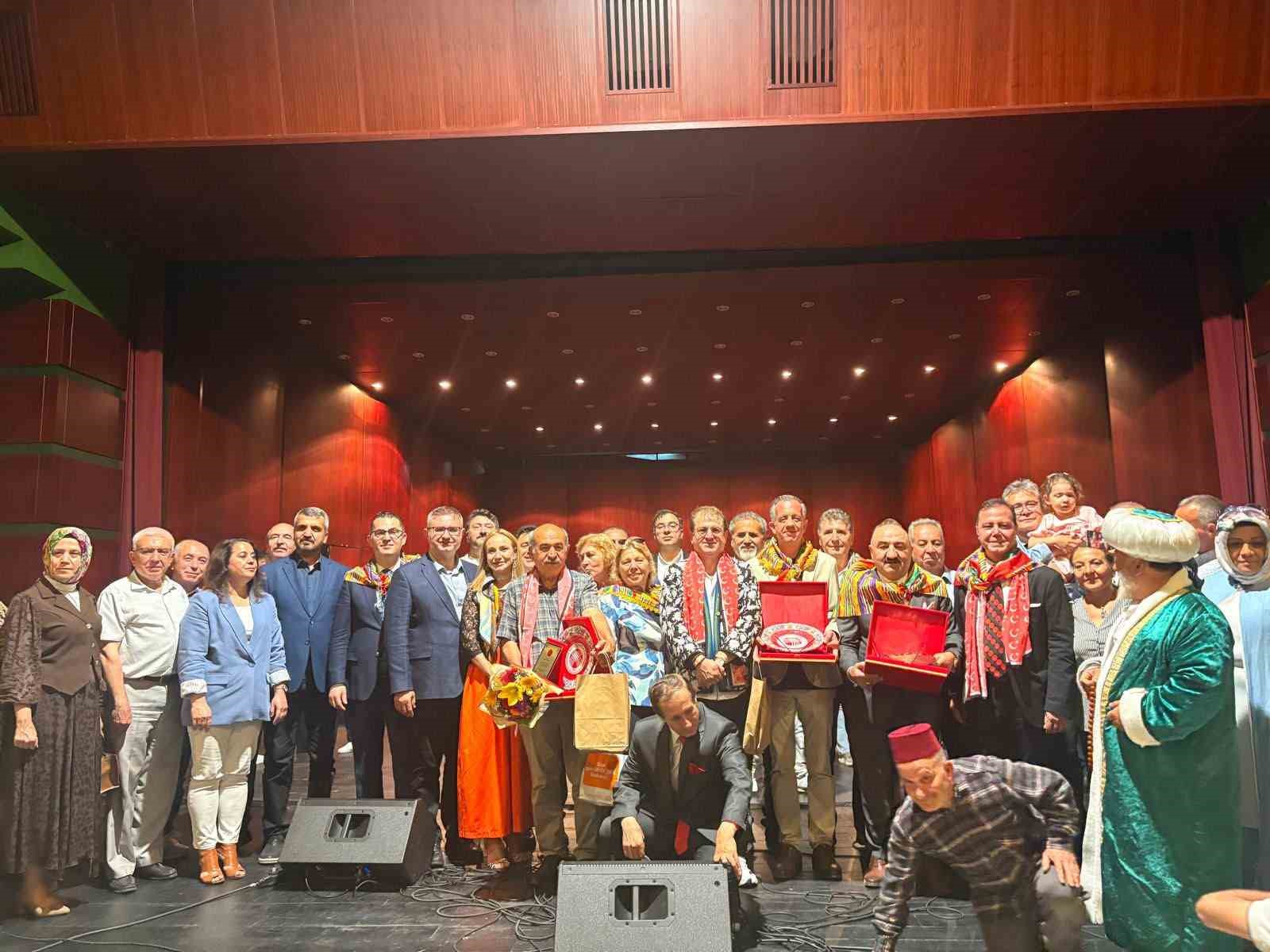 esrenk-ten-dunya-eskisehirliler-gunu-ne-ozel-konser