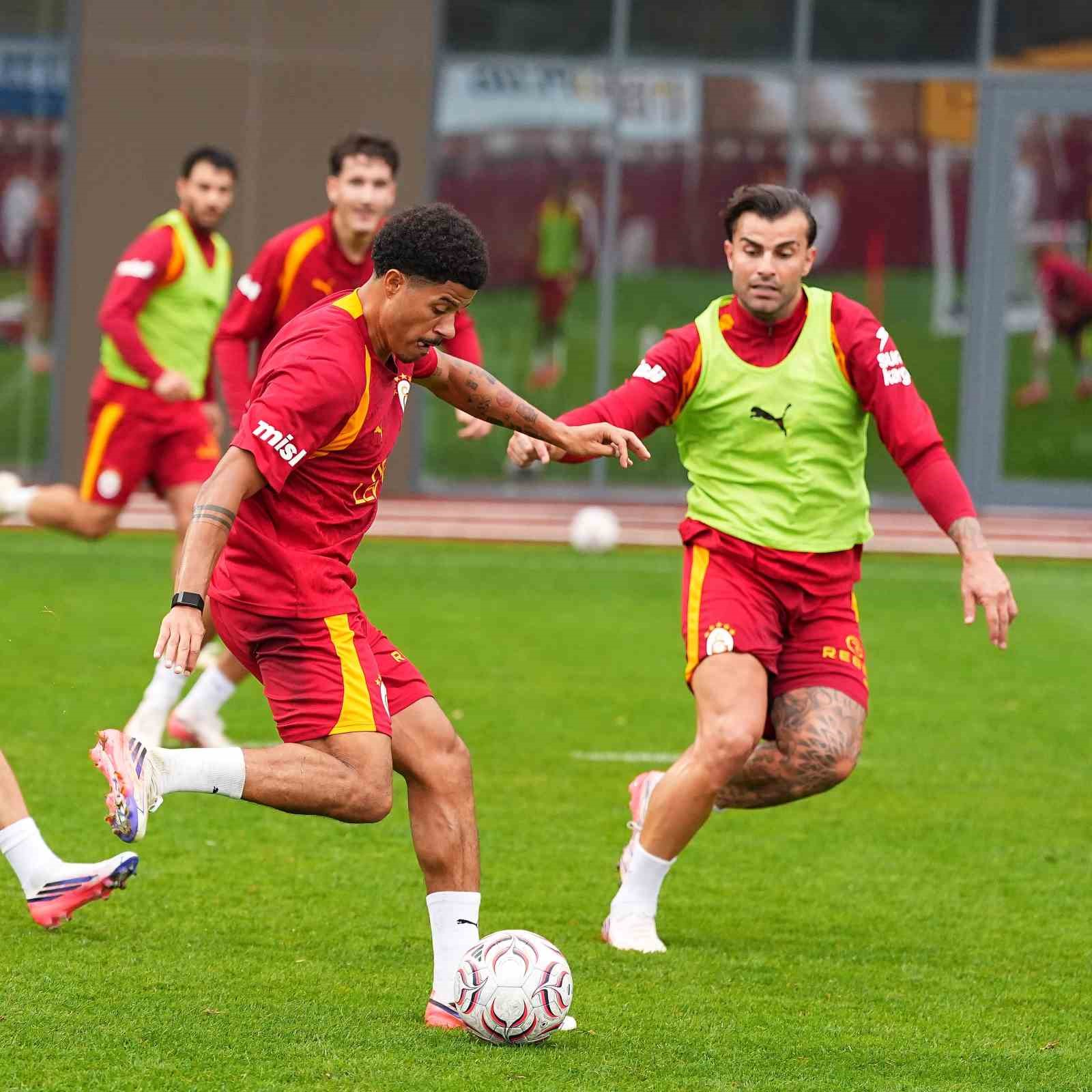 galatasaray-trabzonspor-maci-hazirliklarini-surdurdu