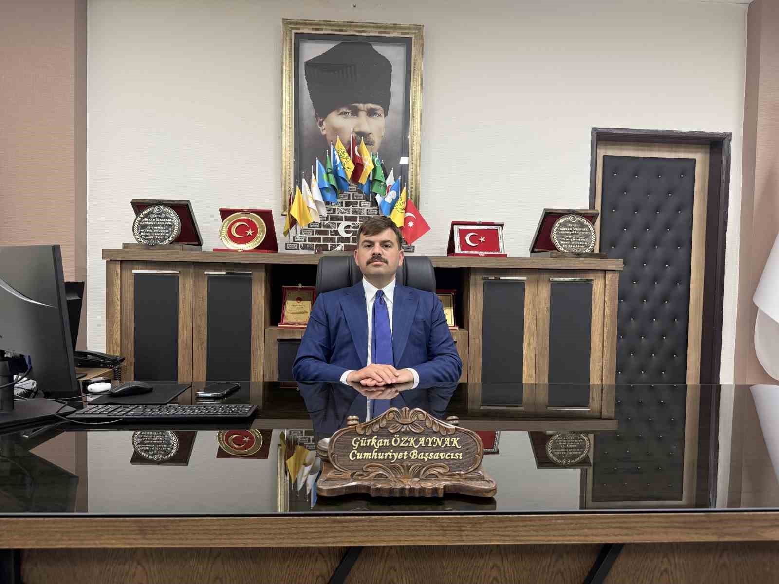tarsus-cumhuriyet-bassavcisi-gurkan-ozkaynak-gorevine-basladi