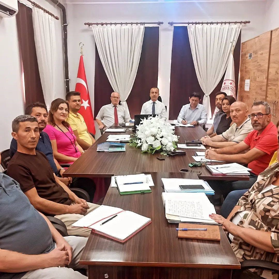 yenipazar-da-yeni-egitim-ogretim-yili-hazirliklari-degerlendirildi
