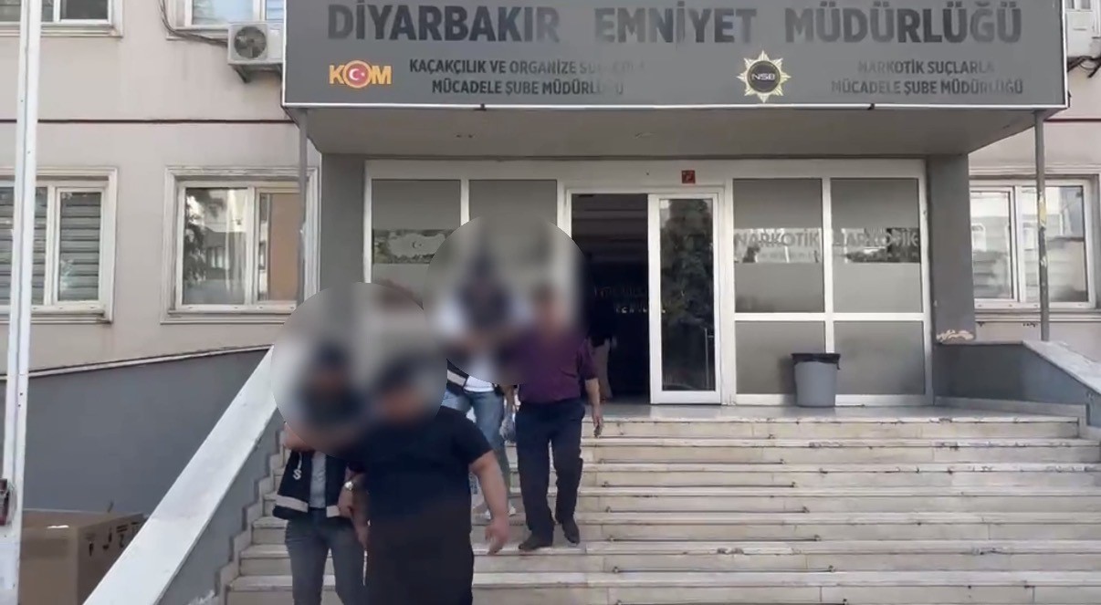 diyarbakir-da-tefecilik-ve-nitelikli-yagma-operasyonunda-2-tutuklama