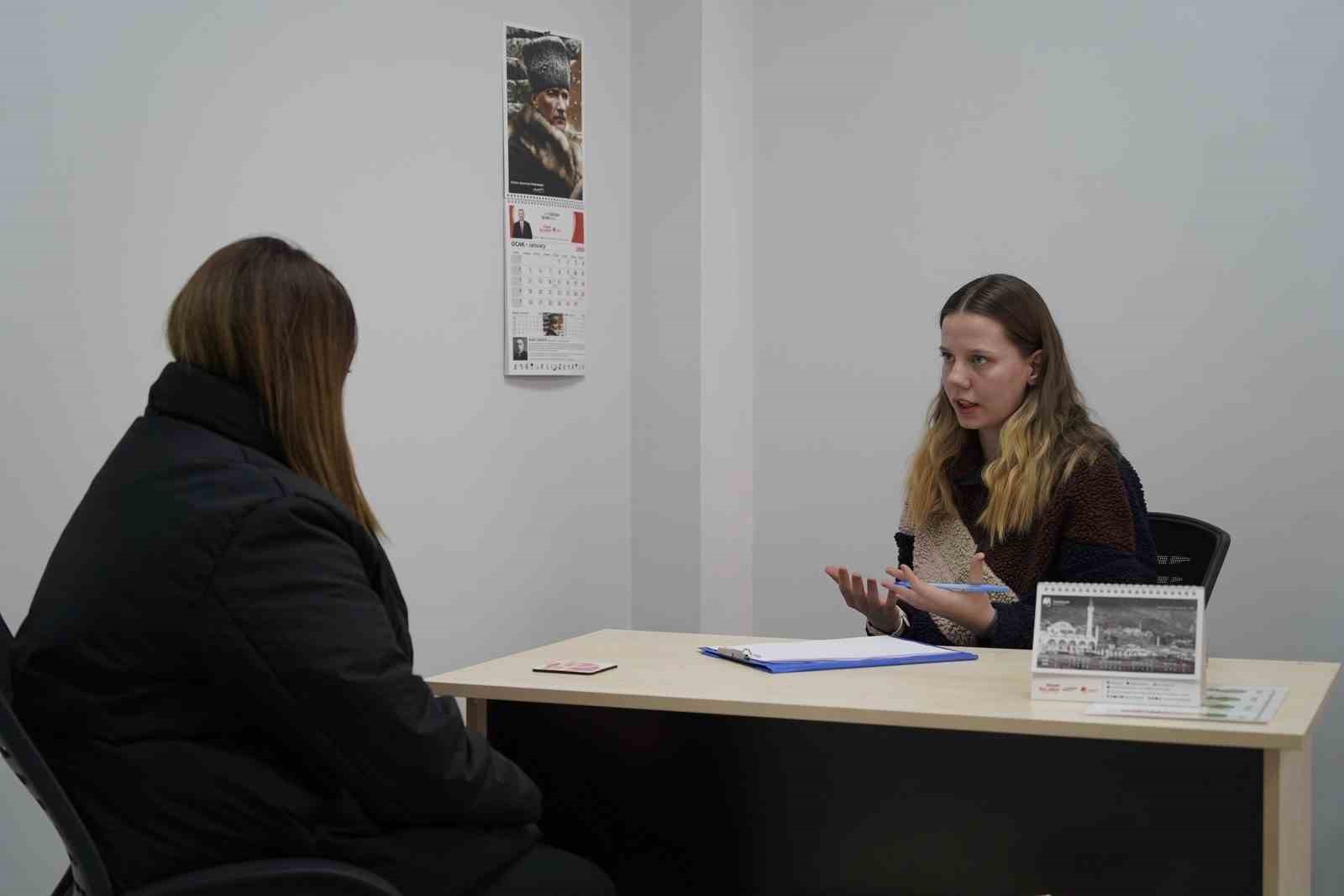 yunusemre-de-6-ayda-3-bin-463-kisiye-saglik-destegi