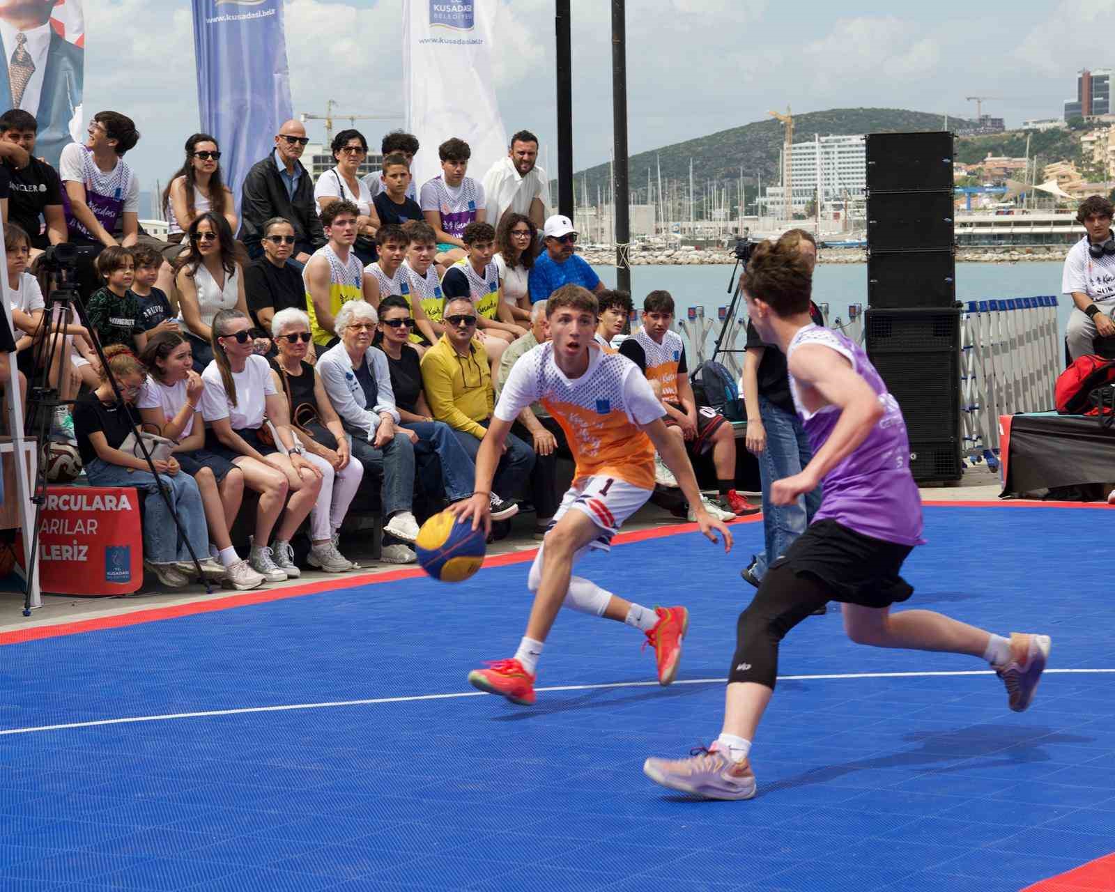 kusadasi-nda-basketbol-turnuvasi-basladi