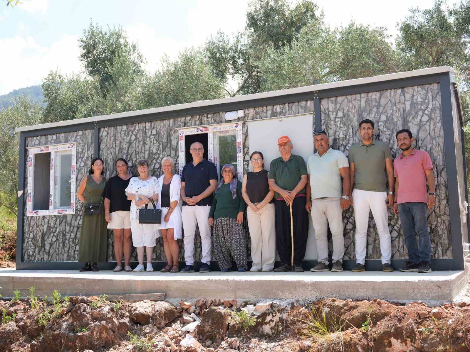 400-kilometrelik-iyilik-yuruyusu-alanya-da-ihtiyac-sahibi-aileye-yuva-oldu