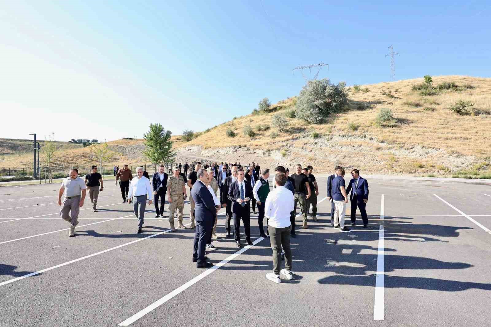 ahlat-1071-ahlat-malazgirt-kutlamalari-na-hazirlaniyor