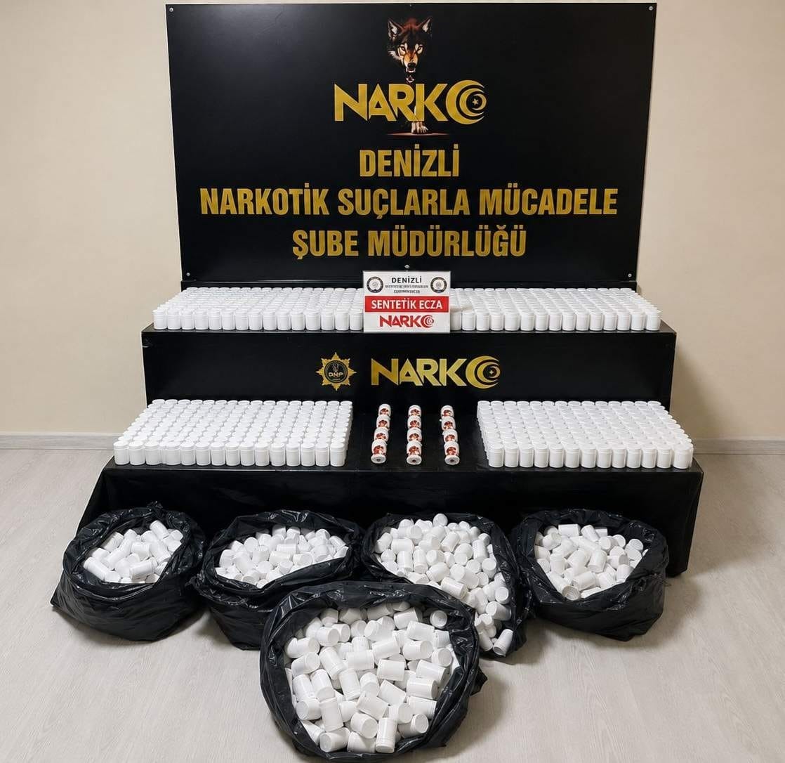 denizli-de-104-bin-sentetik-hapla-yakalanan-4-supheli-tutuklandi