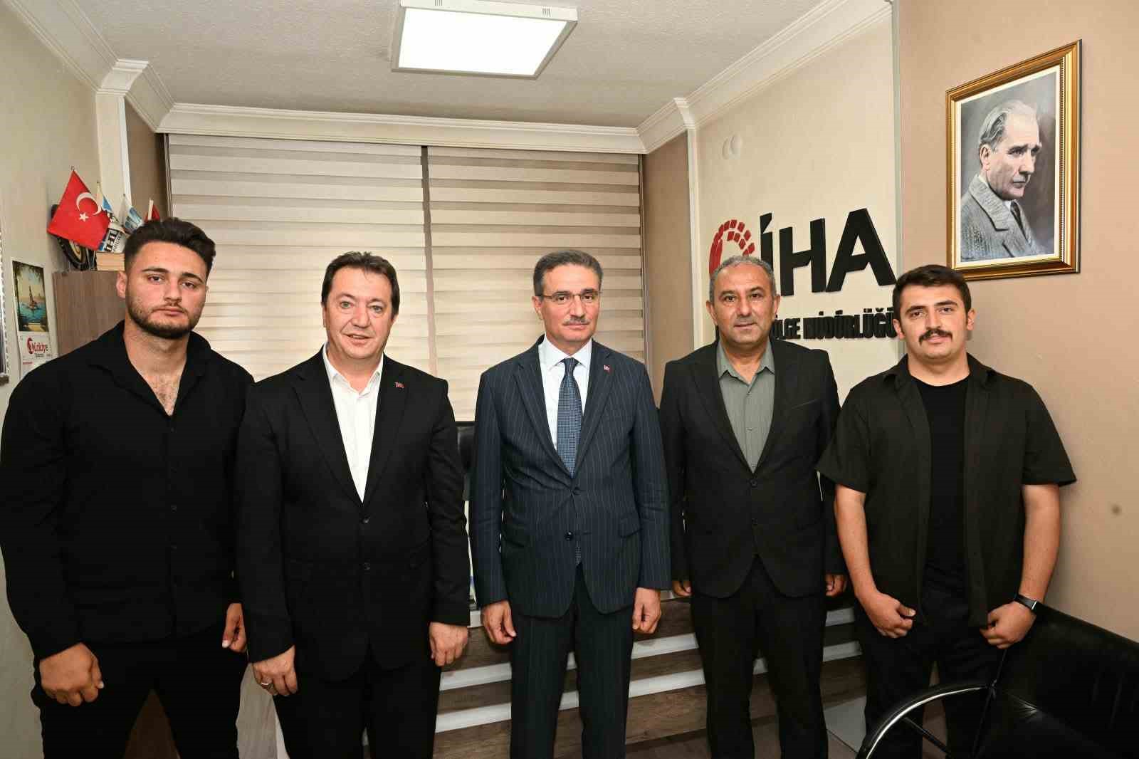 vali-barus-tan-erzurum-bolge-mudurlugu-ne-ziyaret