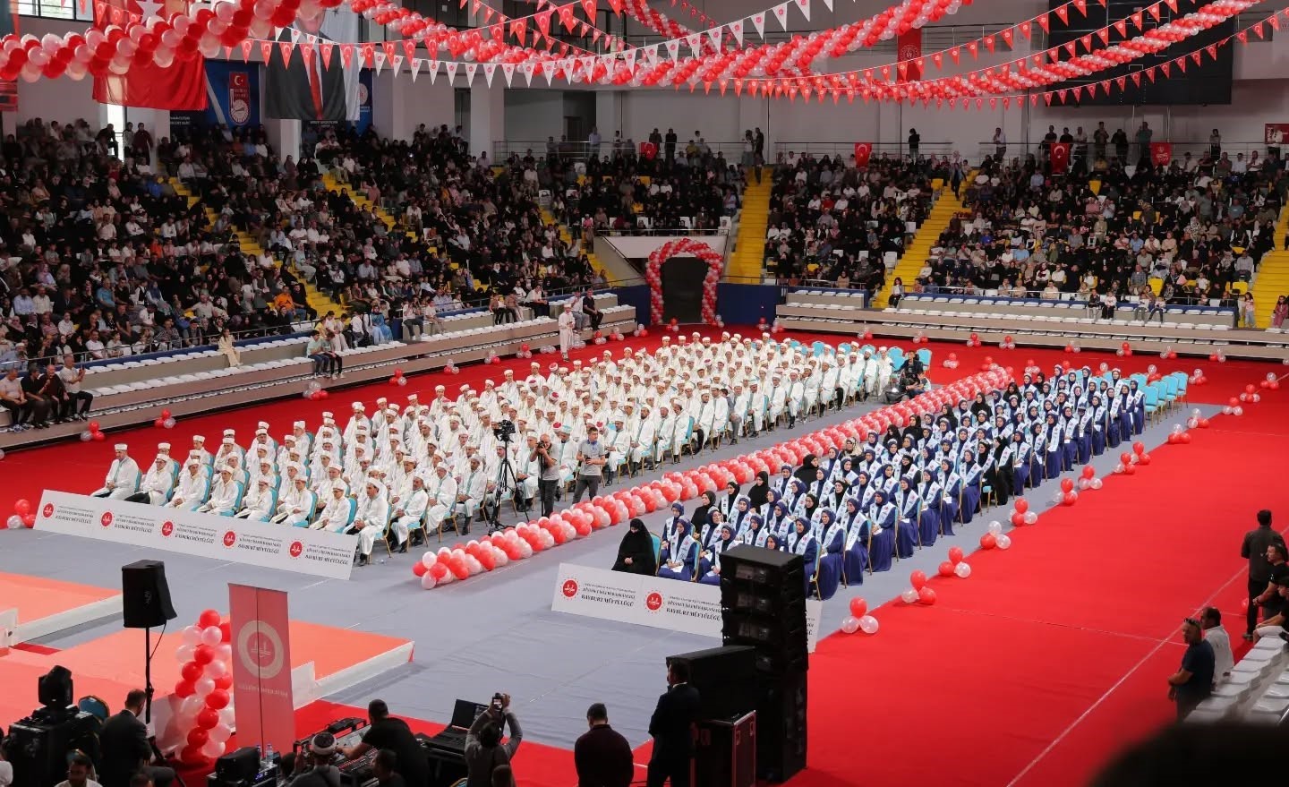 bayburt-ta-246-ogrenci-hafizlik-icazeti-aldi